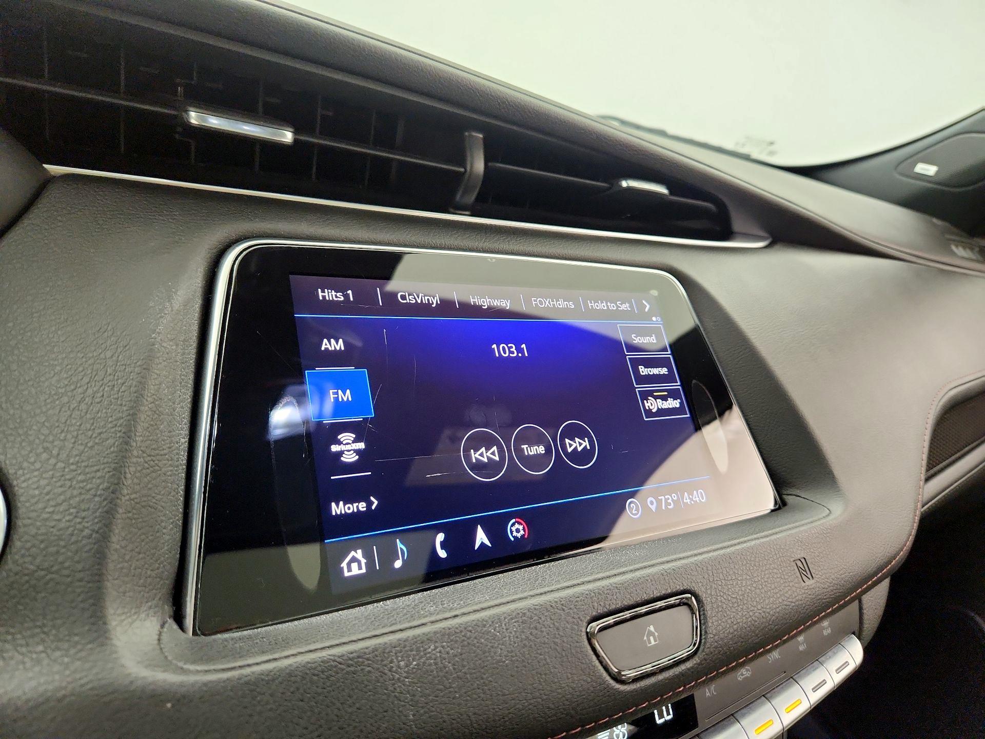 Thumbnail: 2020 Cadillac XT4 - 16