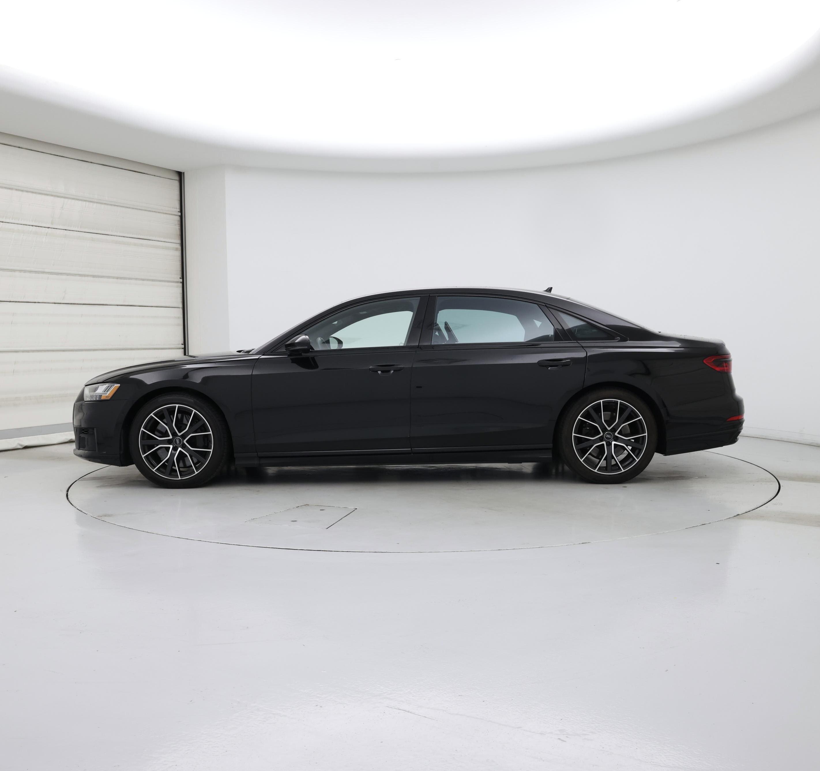 Thumbnail: 2020 Audi A8 - 3
