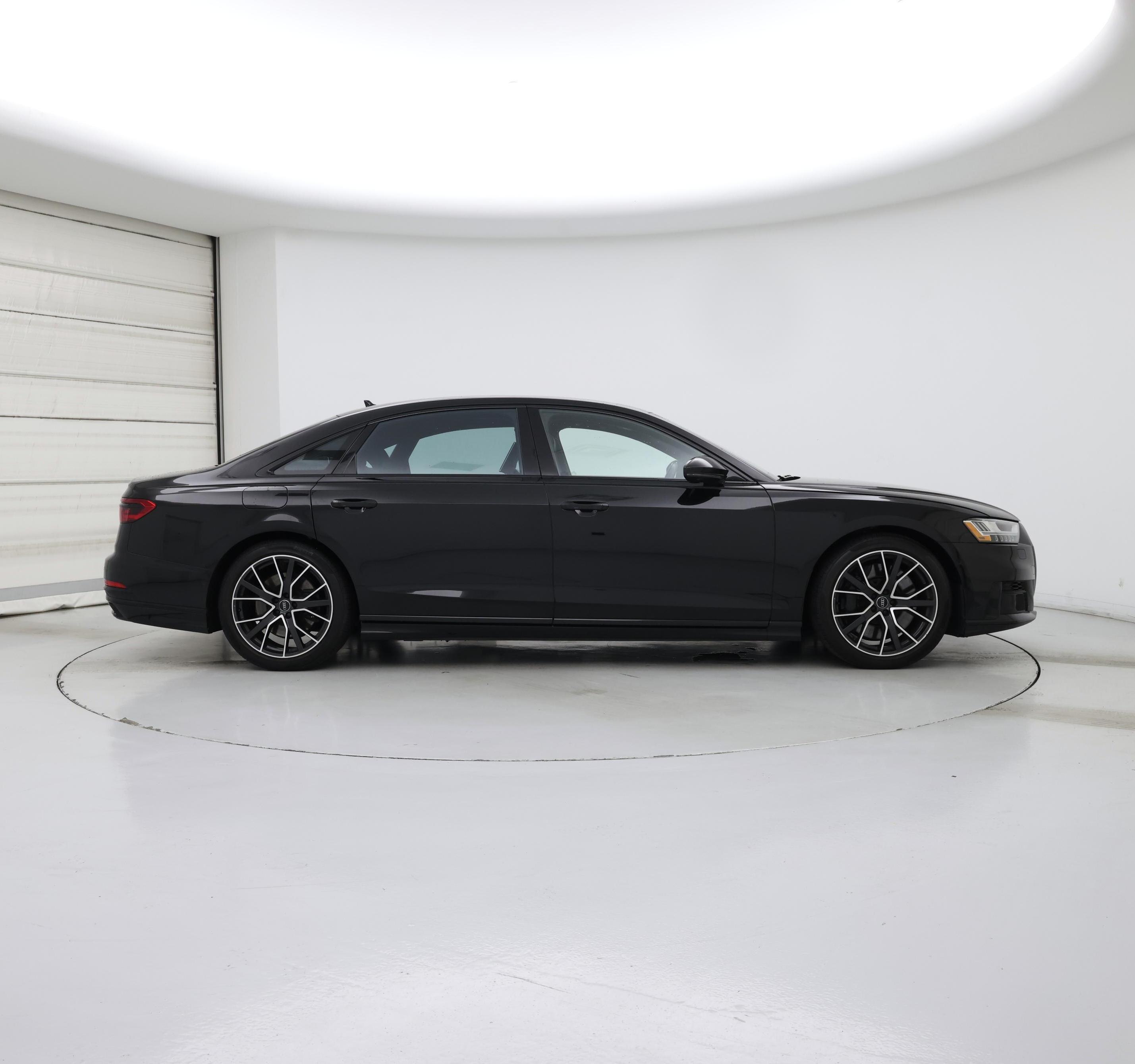 Thumbnail: 2020 Audi A8 - 7