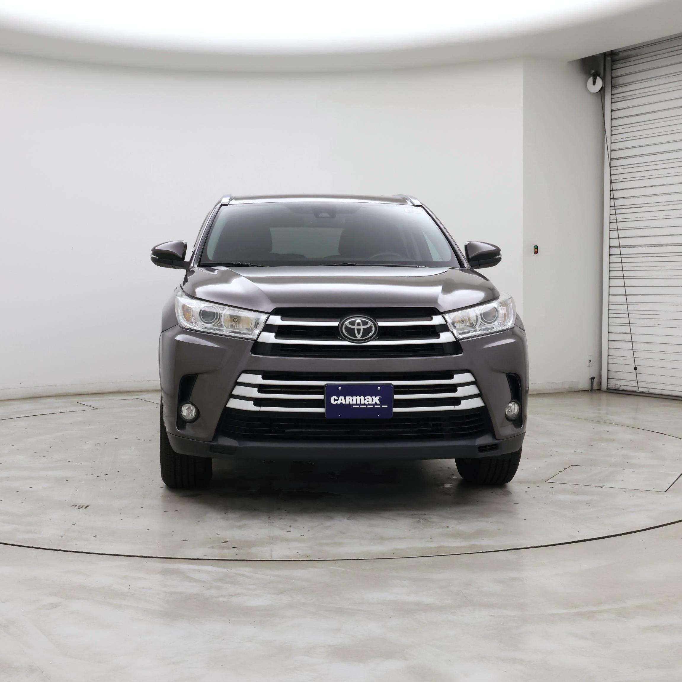 Thumbnail: 2017 Toyota Highlander - 5