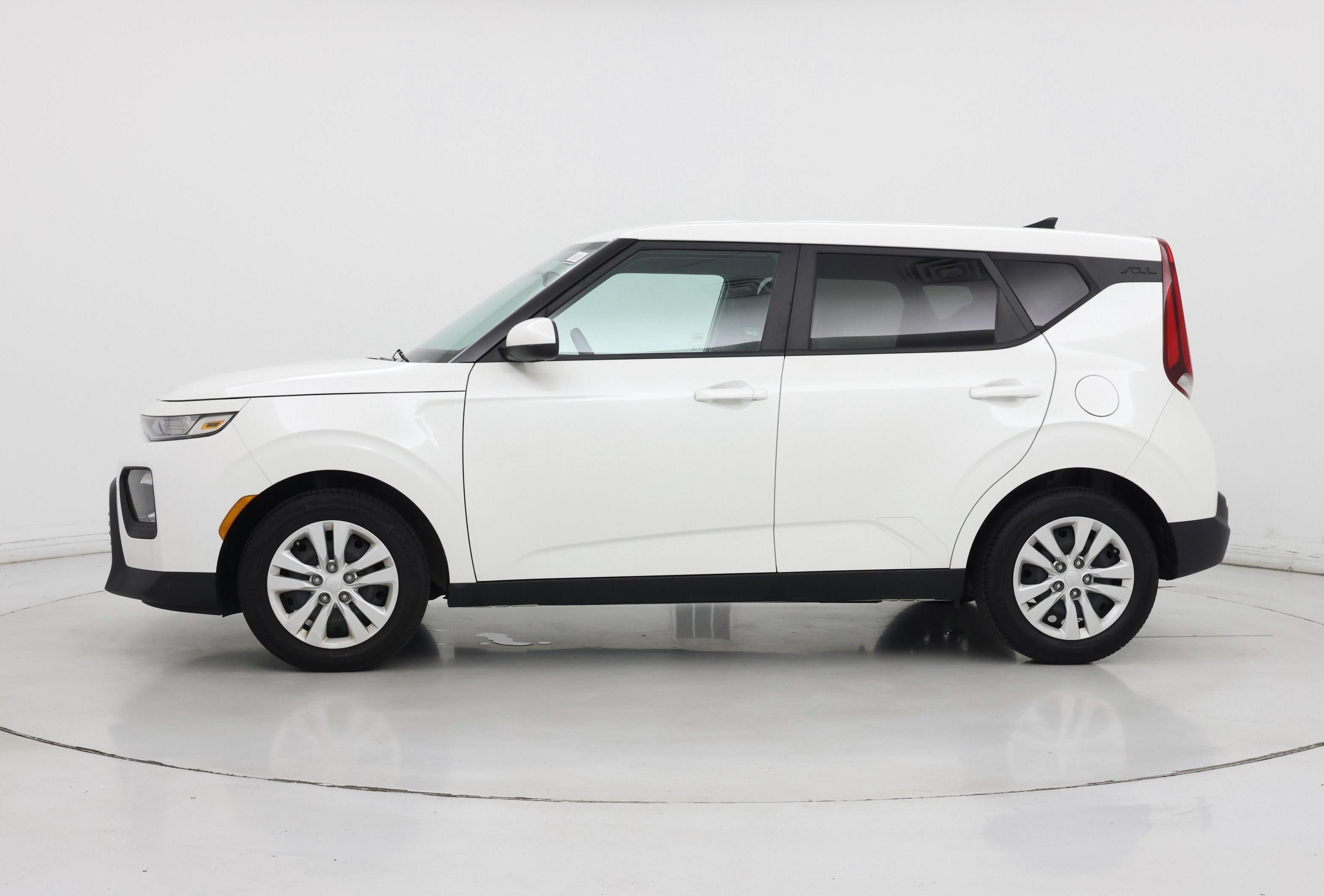 Thumbnail: 2021 Kia Soul - 3
