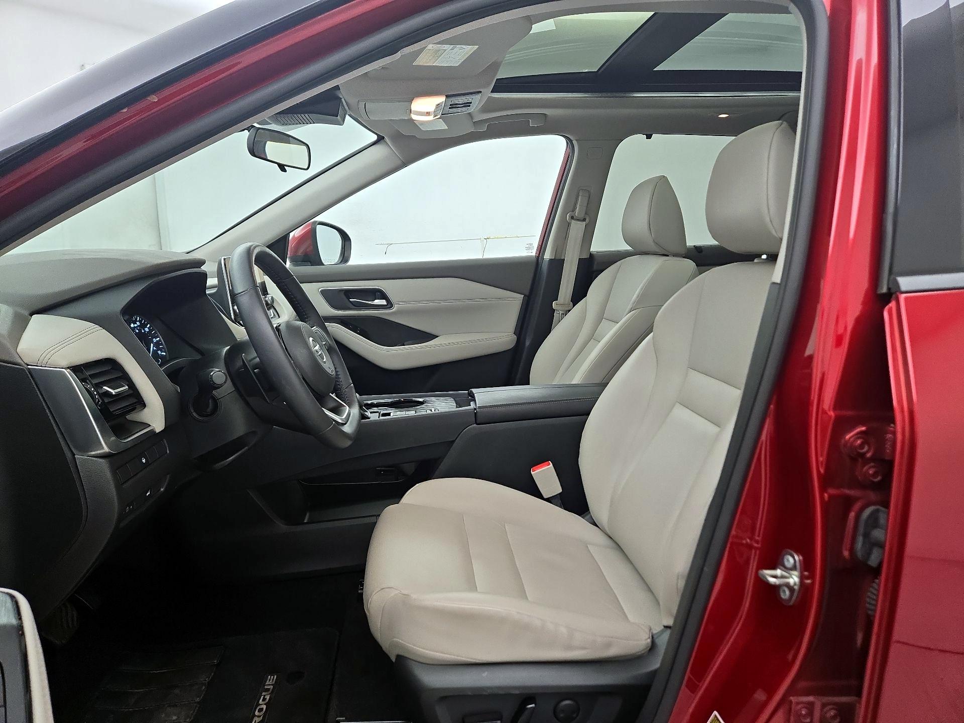 Thumbnail: 2021 Nissan Rogue - 9