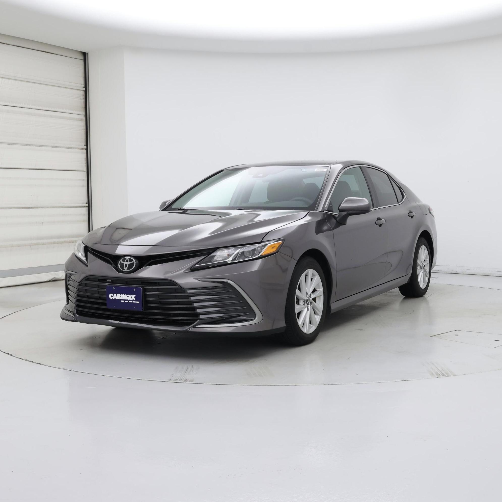 Thumbnail: 2023 Toyota Camry - 4