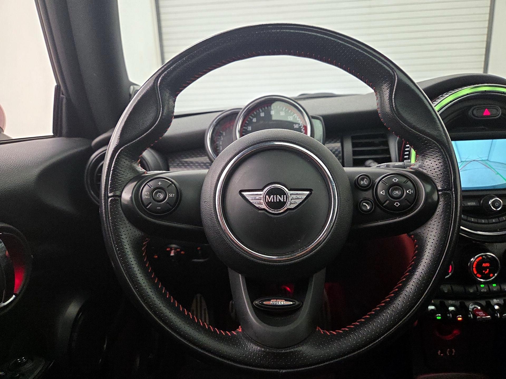 Thumbnail: 2018 MINI Cooper Hardtop - 10