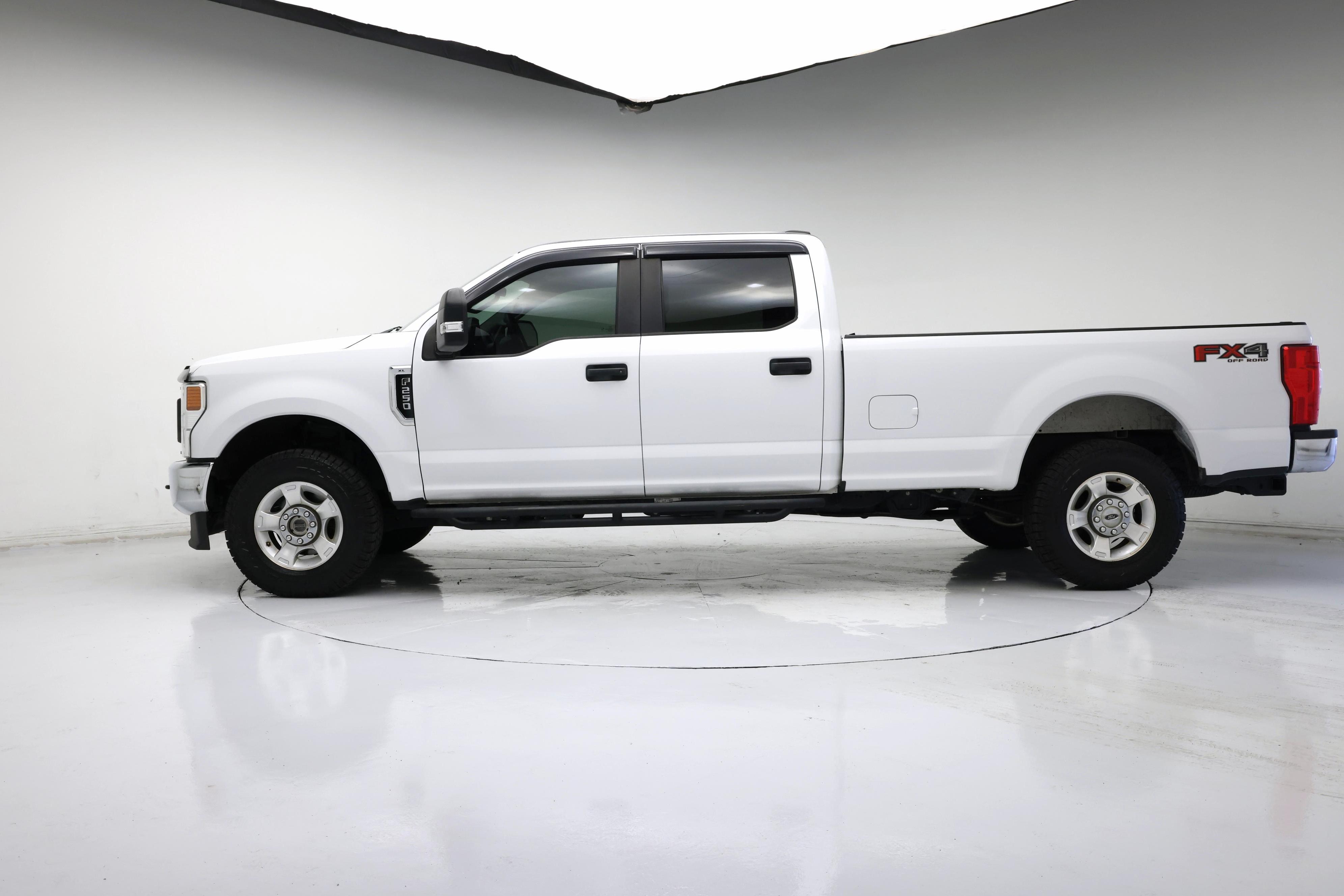 Thumbnail: 2020 Ford F-250 - 3