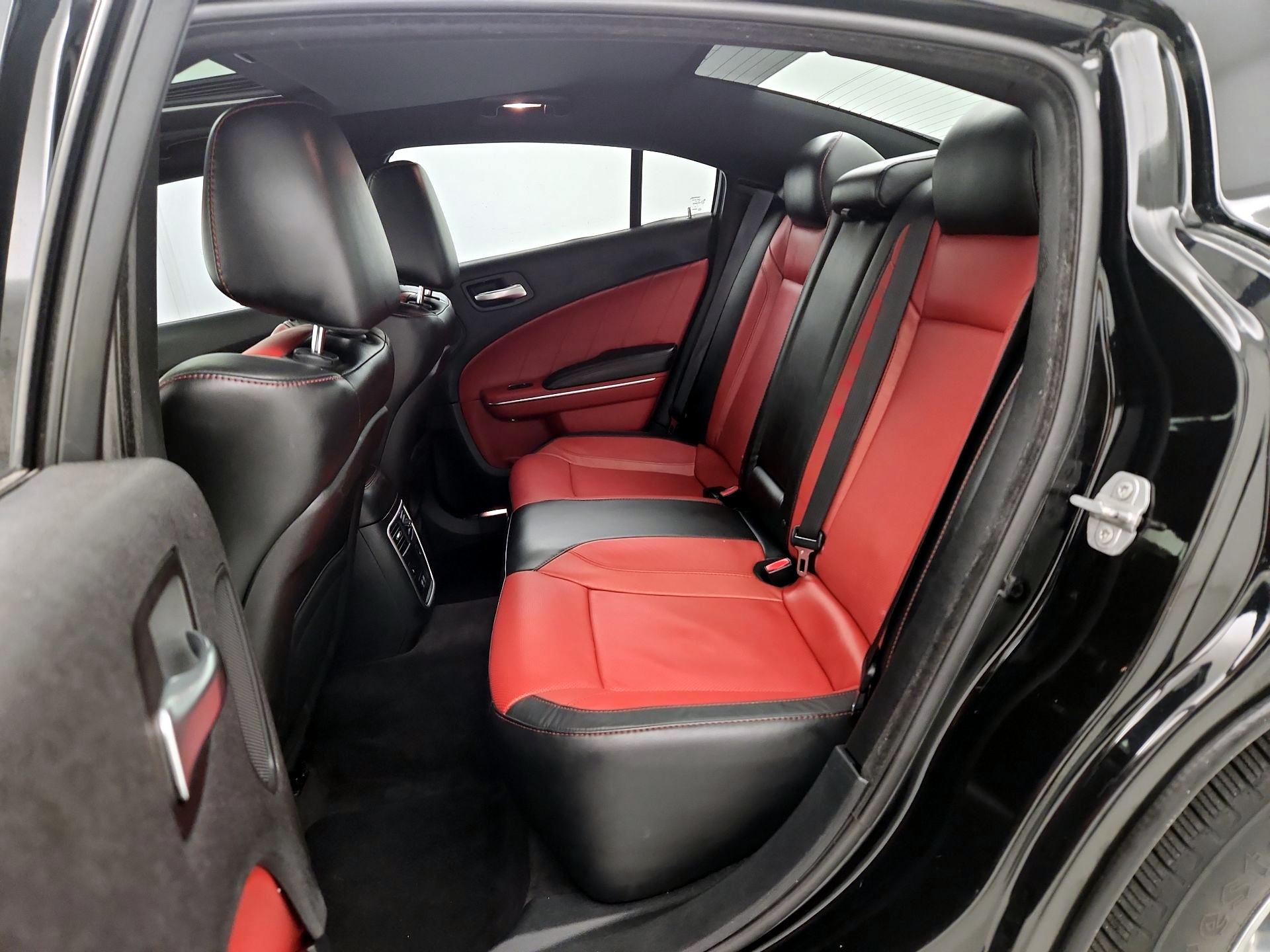 Thumbnail: 2016 Dodge Charger - 20