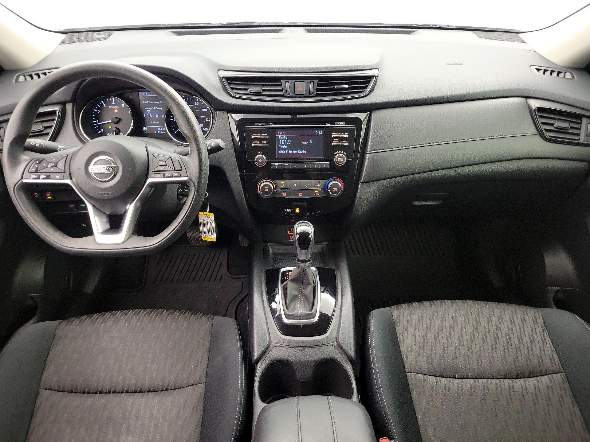 Thumbnail: 2017 Nissan Rogue - 9
