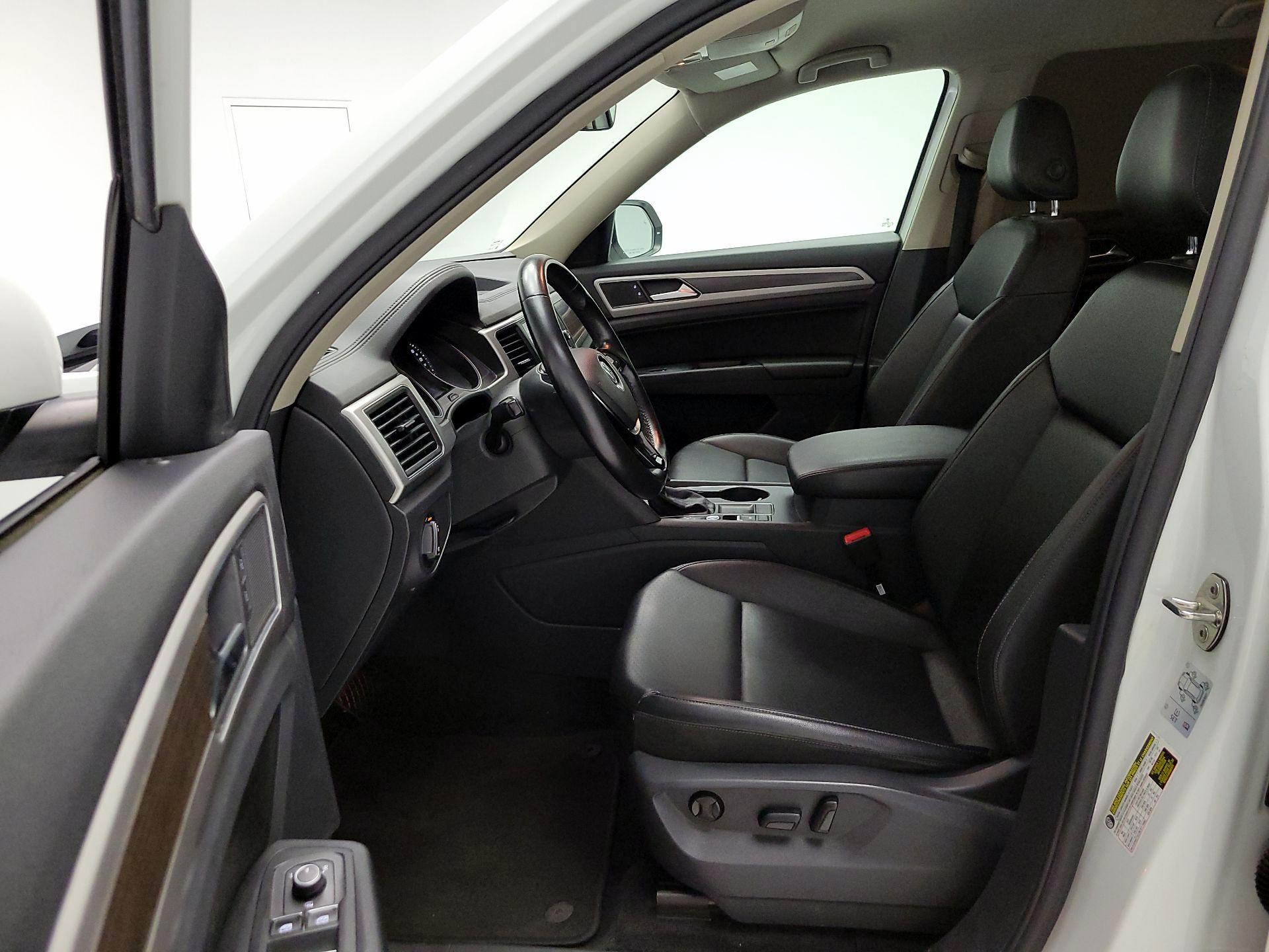 Thumbnail: 2018 Volkswagen Atlas - 11