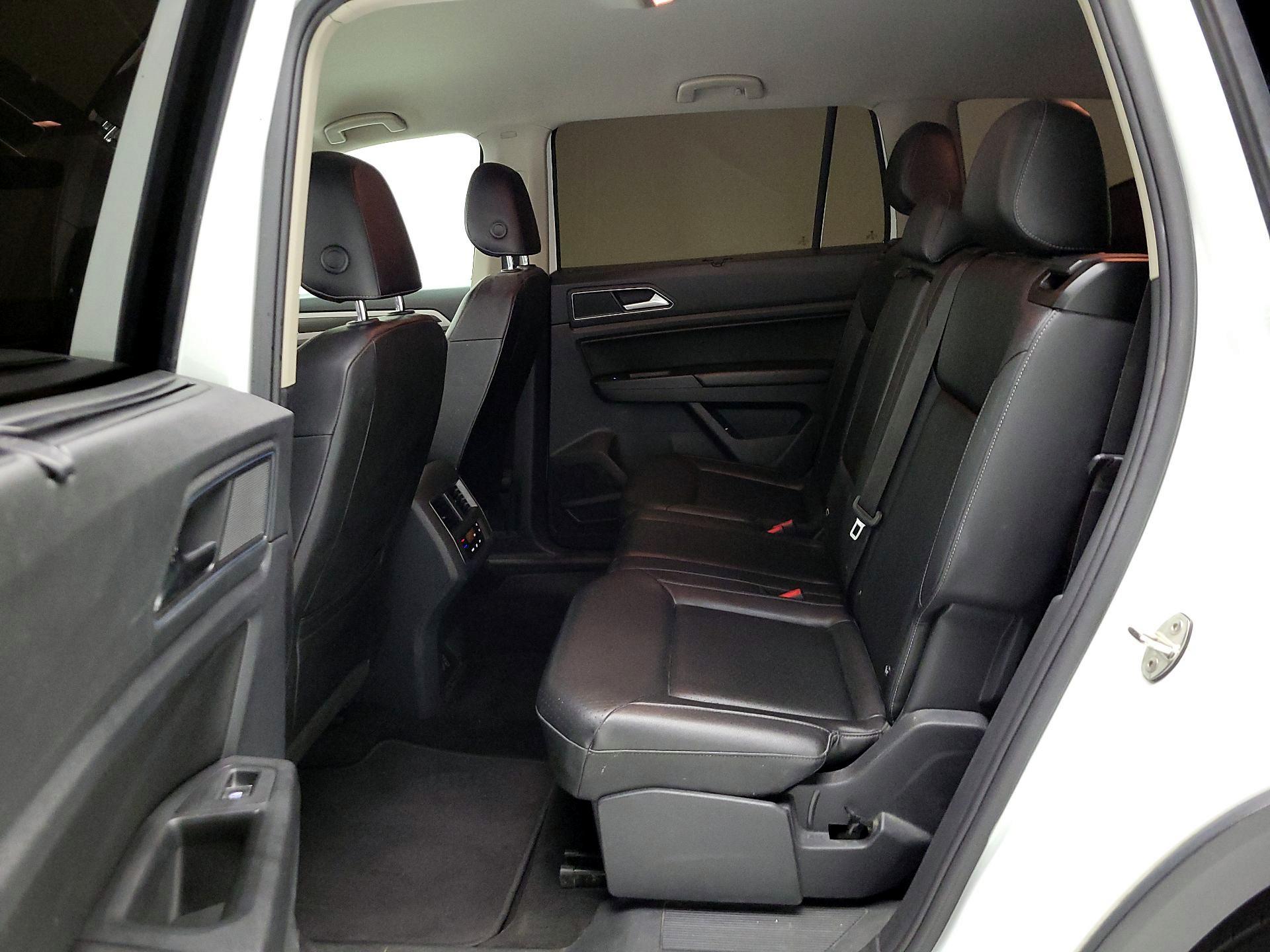 Thumbnail: 2018 Volkswagen Atlas - 18