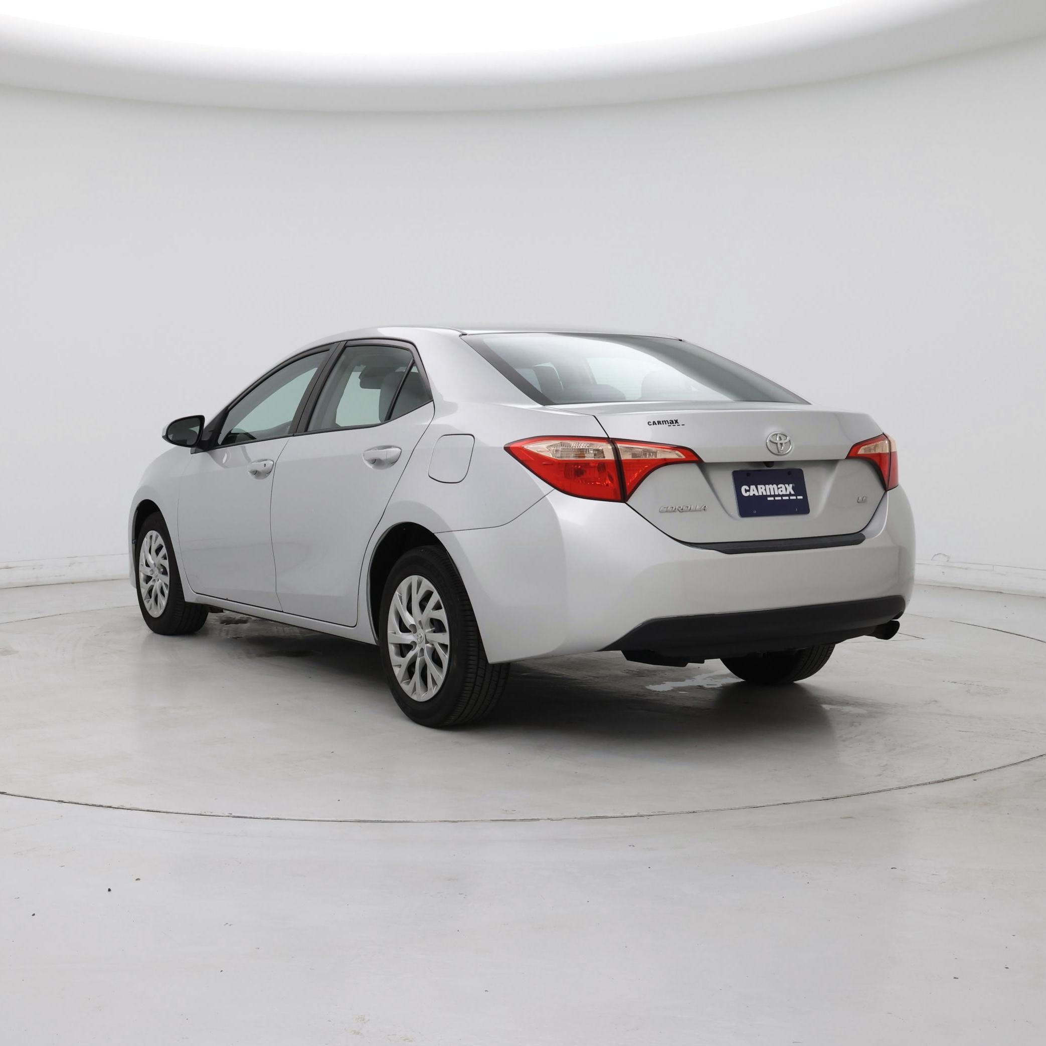 Thumbnail: 2017 Toyota Corolla - 2