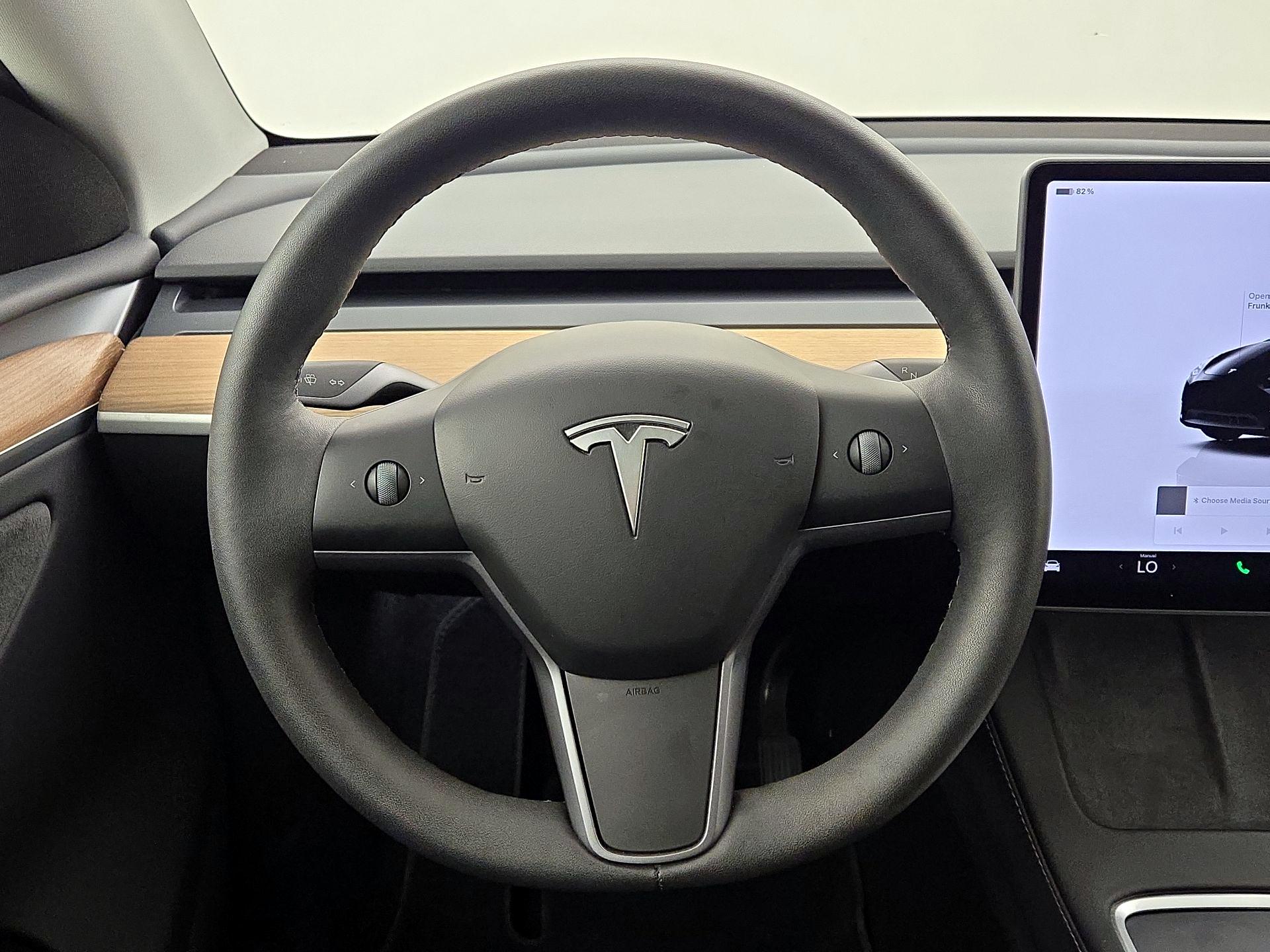 Thumbnail: 2024 Tesla Model Y - 10