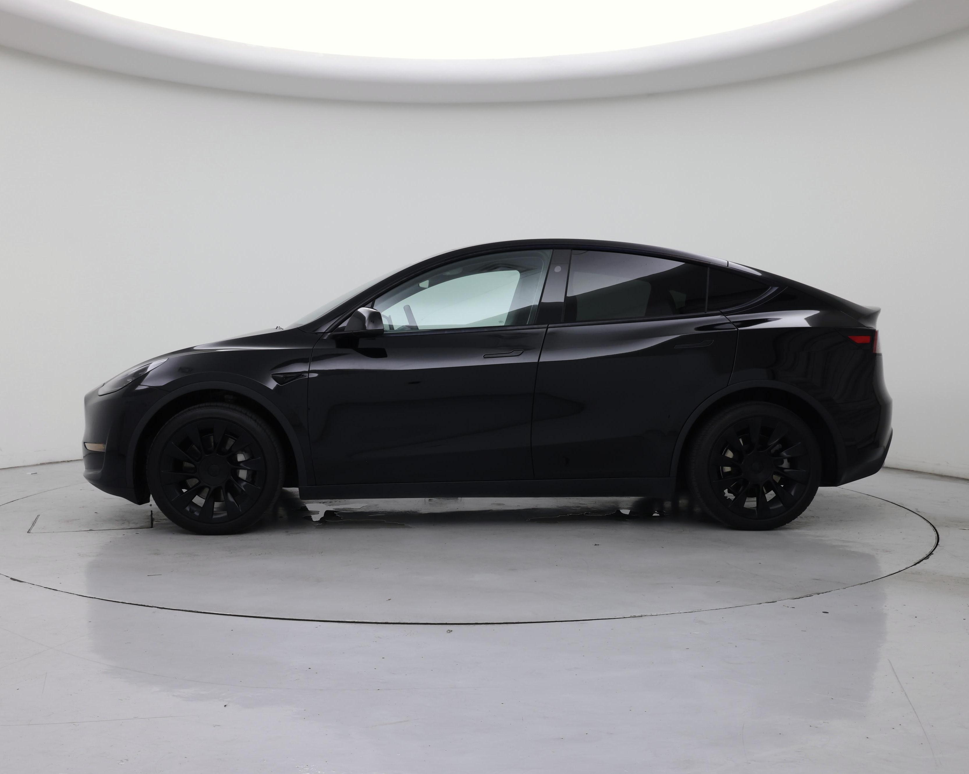 Thumbnail: 2024 Tesla Model Y - 3