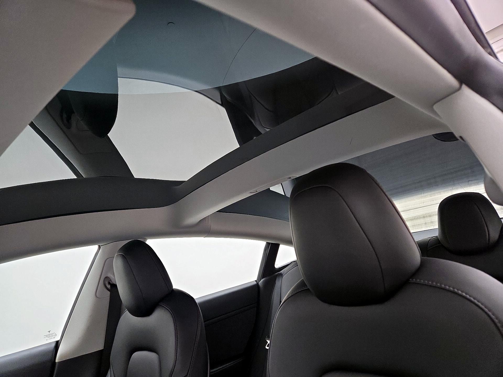 Thumbnail: 2022 Tesla Model 3 - 19