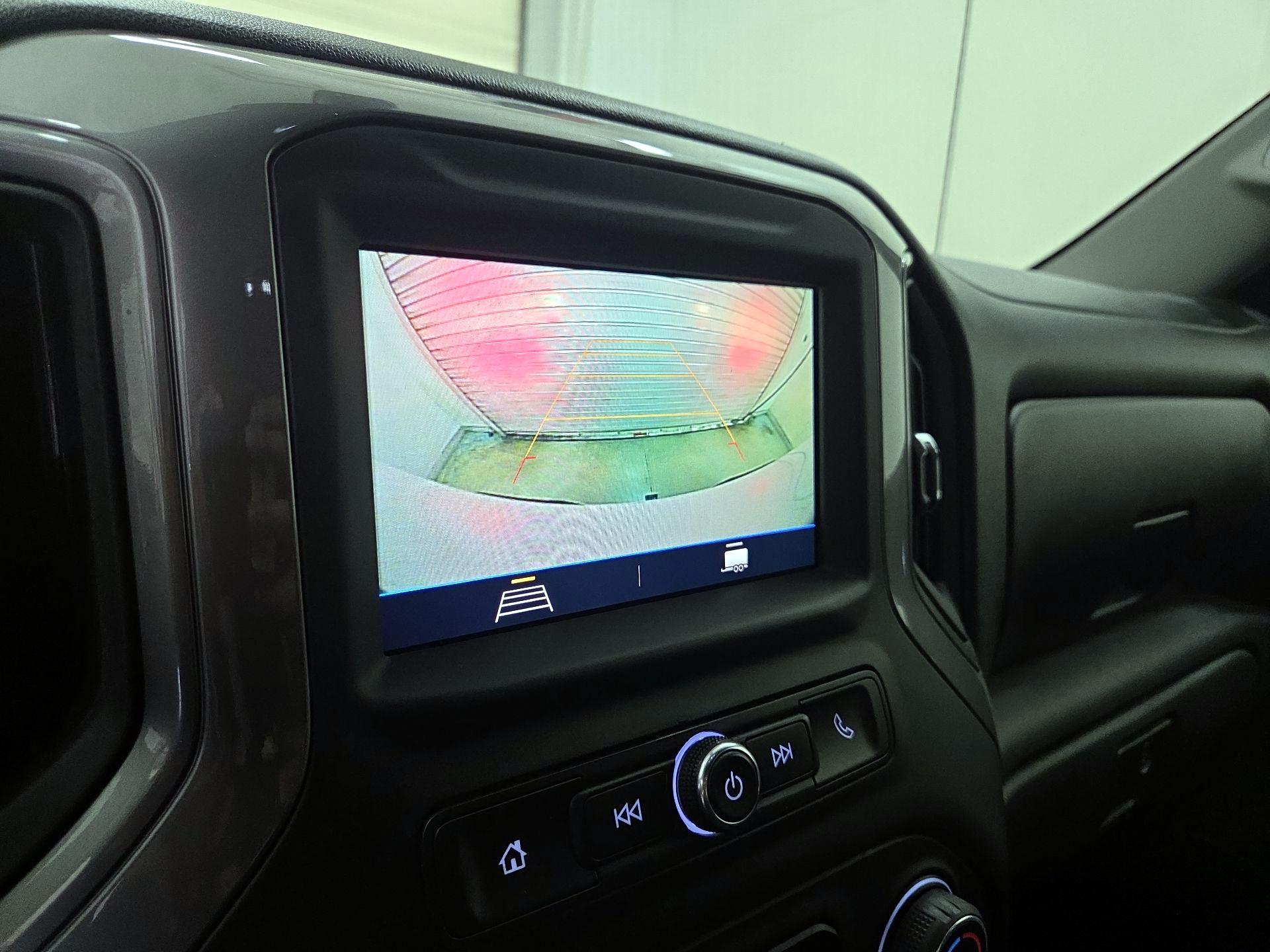 Thumbnail: 2021 Chevrolet Silverado 1500 - 14