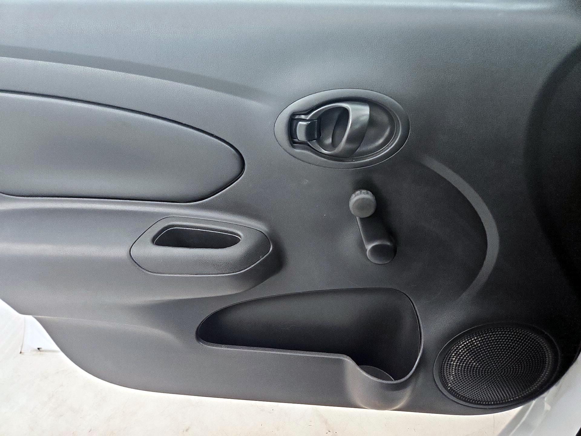 Thumbnail: 2015 Nissan Versa - 12
