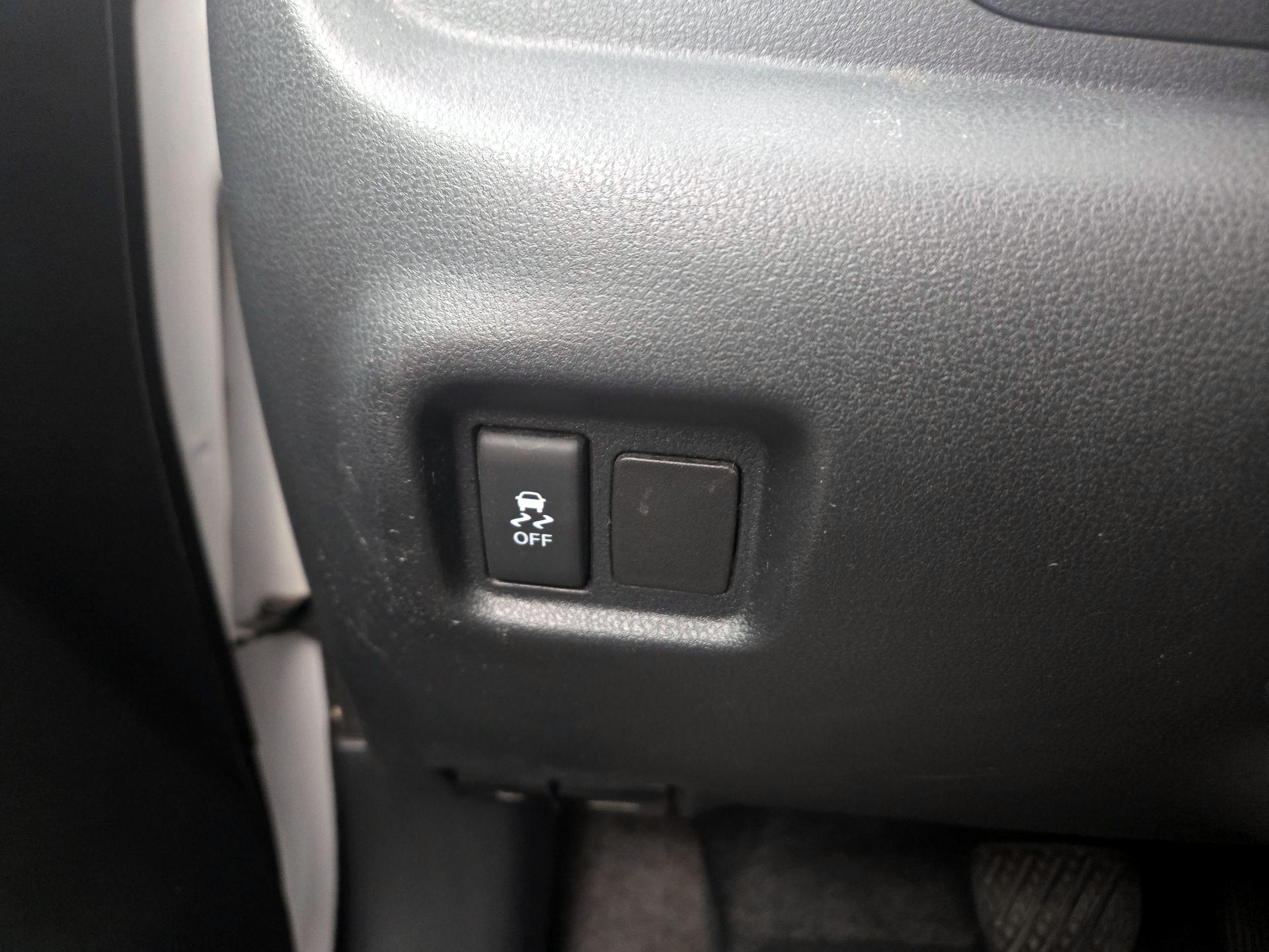 Thumbnail: 2015 Nissan Versa - 13