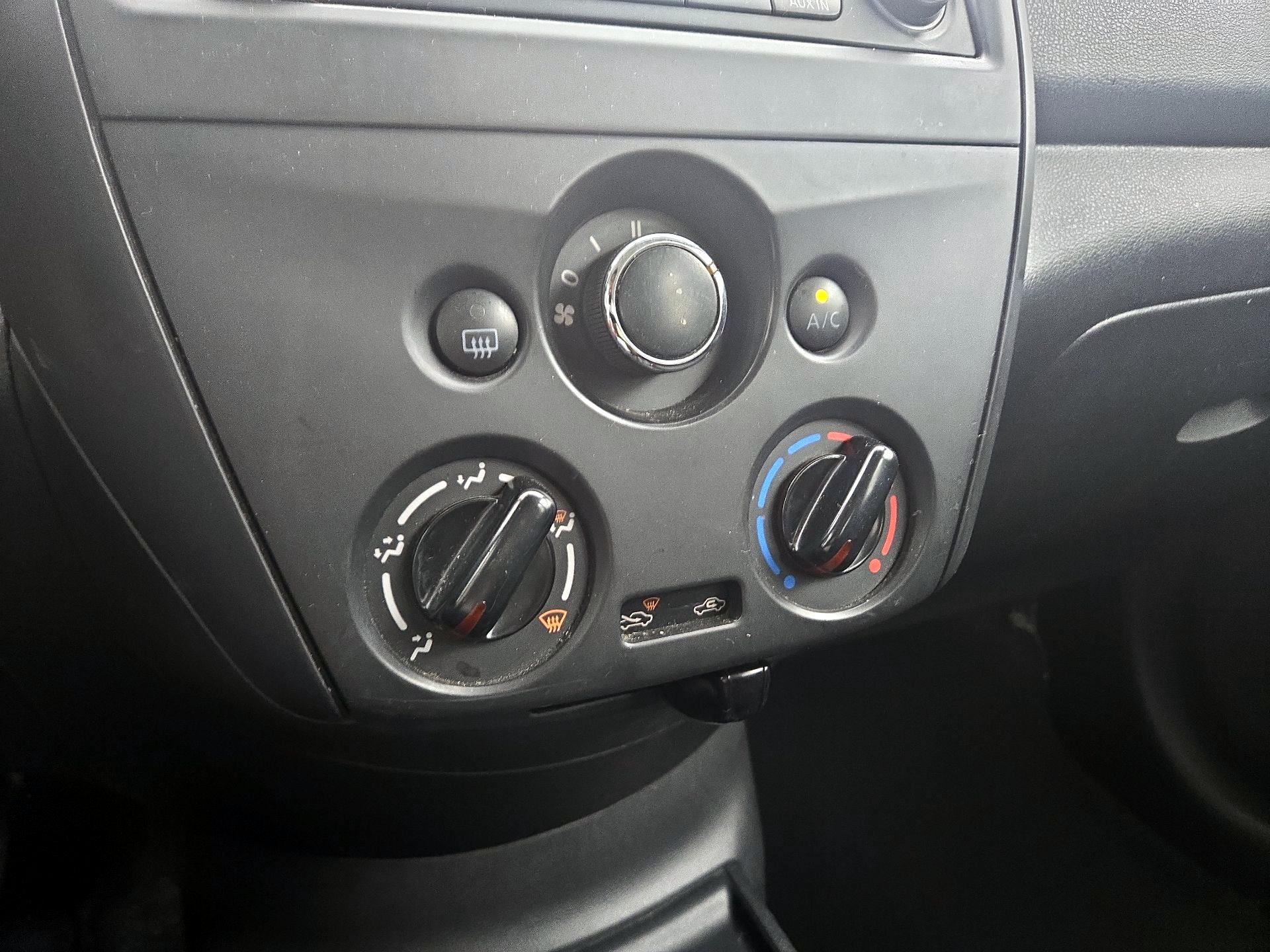Thumbnail: 2015 Nissan Versa - 15