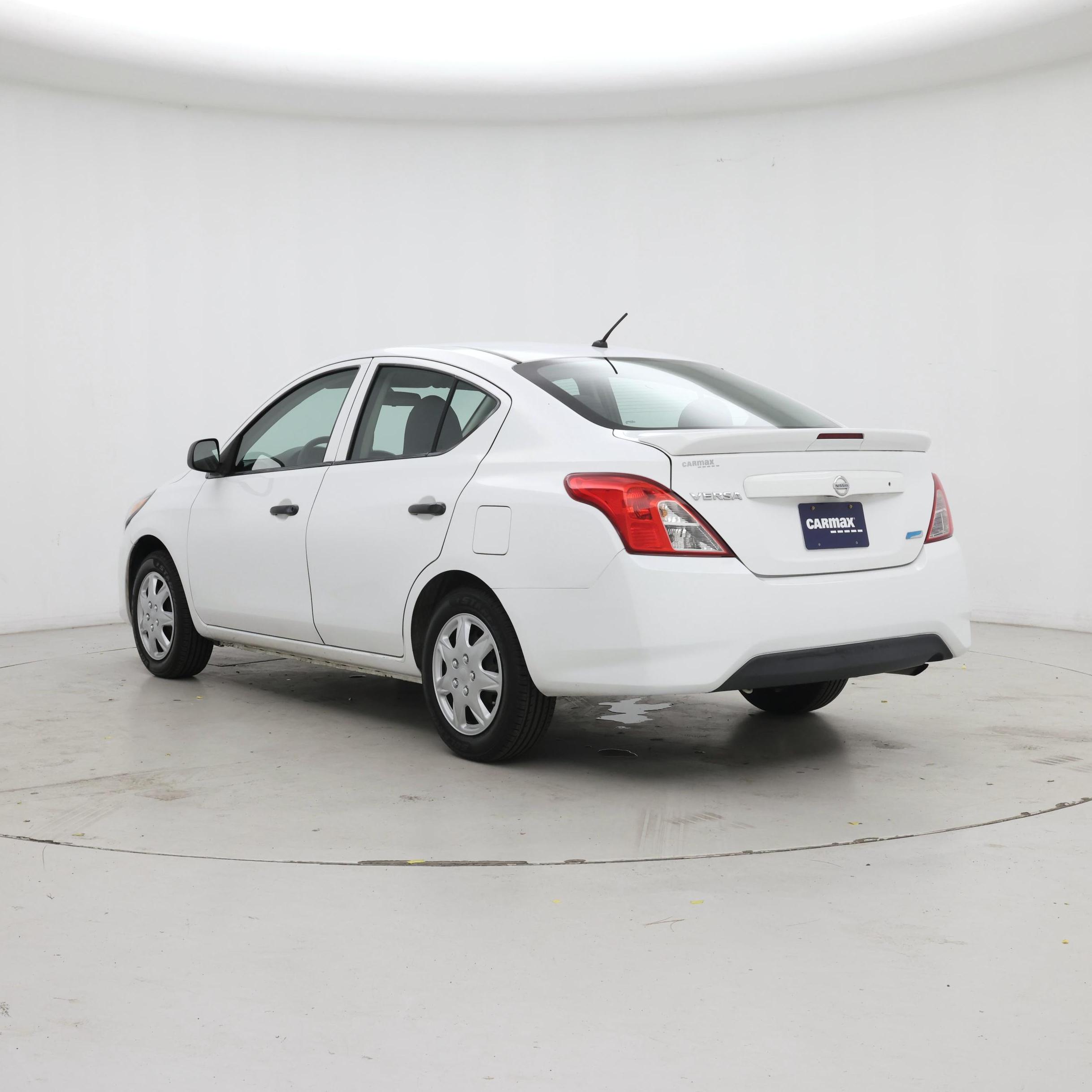 Thumbnail: 2015 Nissan Versa - 2