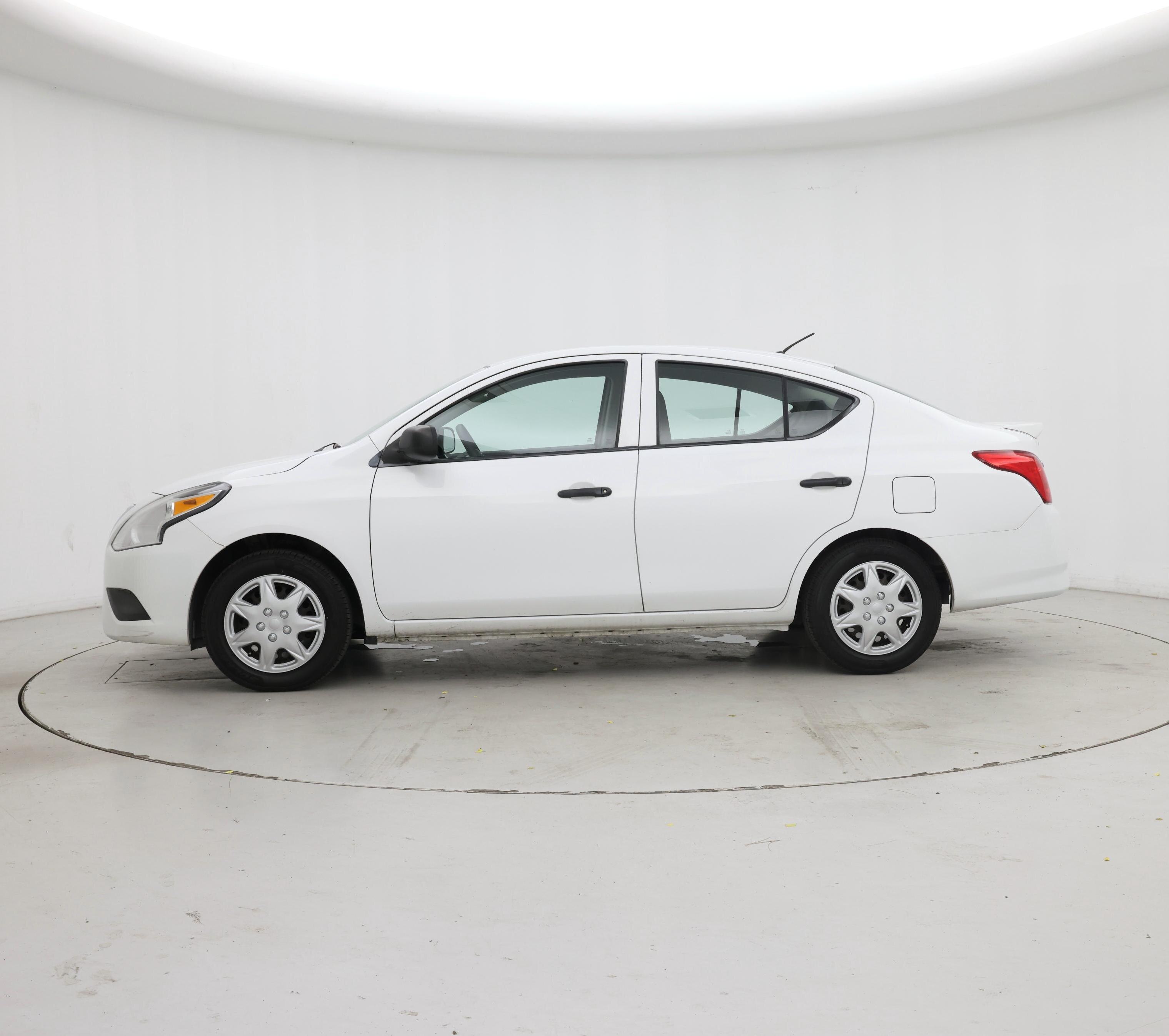 Thumbnail: 2015 Nissan Versa - 3
