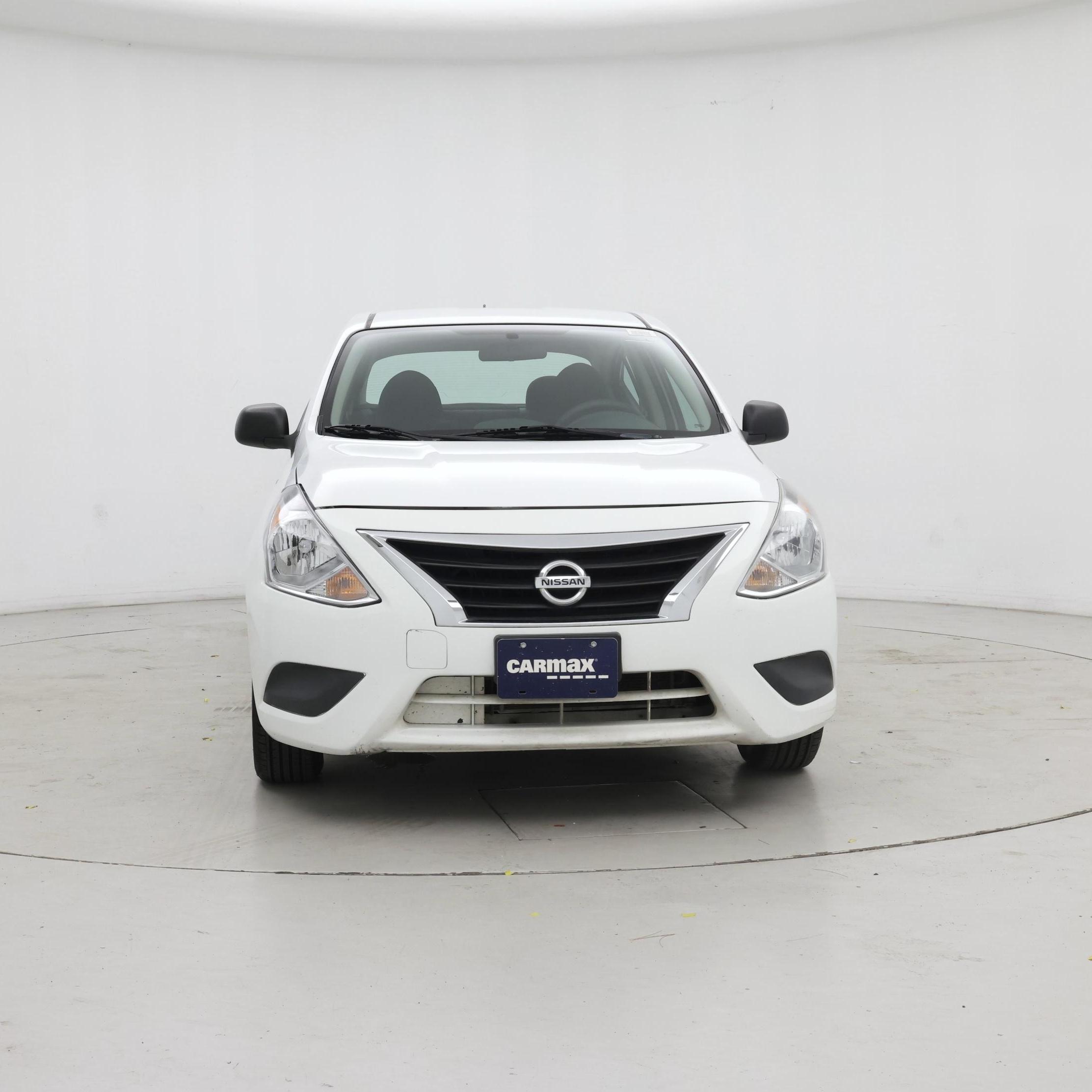 Thumbnail: 2015 Nissan Versa - 5