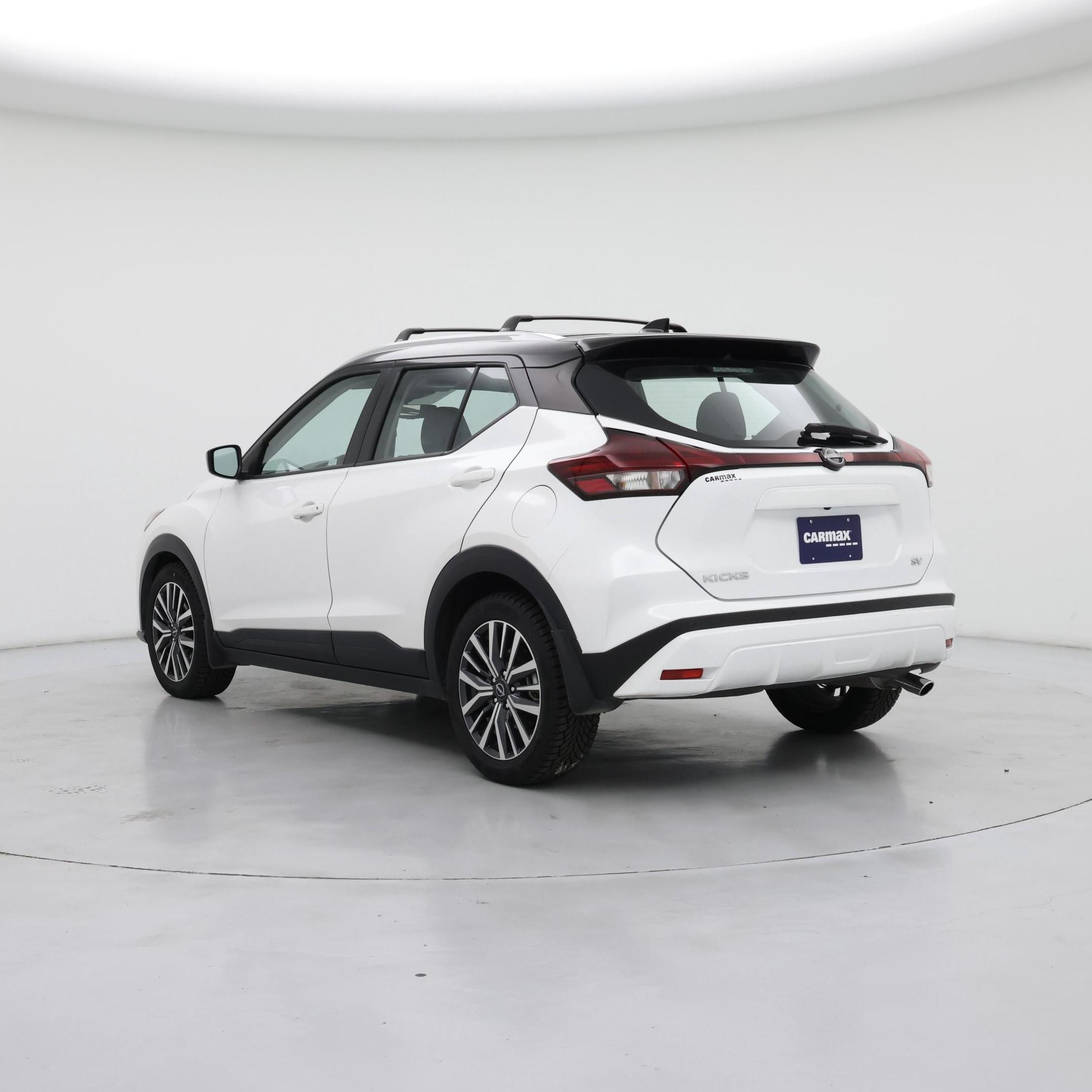 Thumbnail: 2022 Nissan Kicks - 2