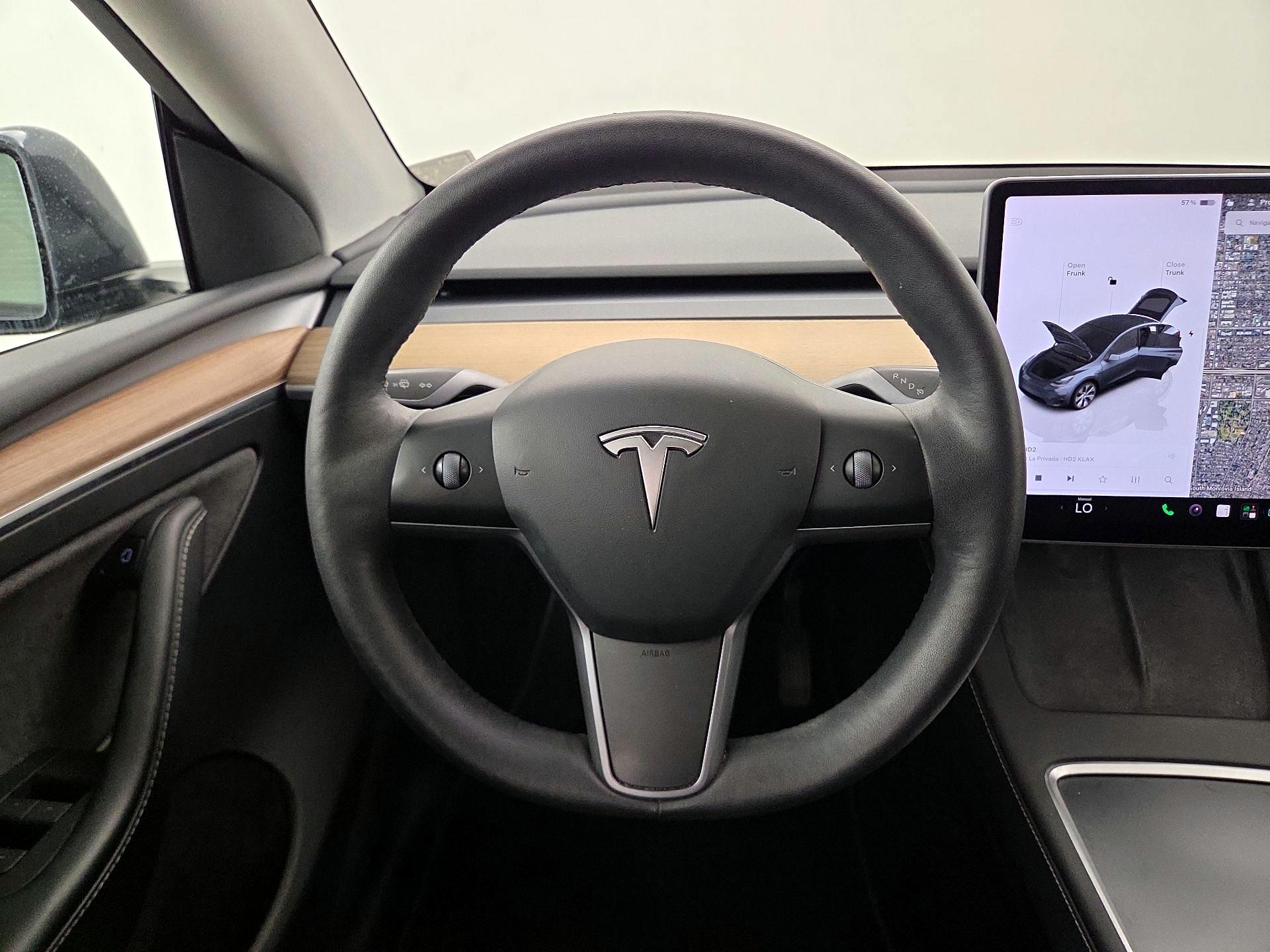 Thumbnail: 2023 Tesla Model Y - 10