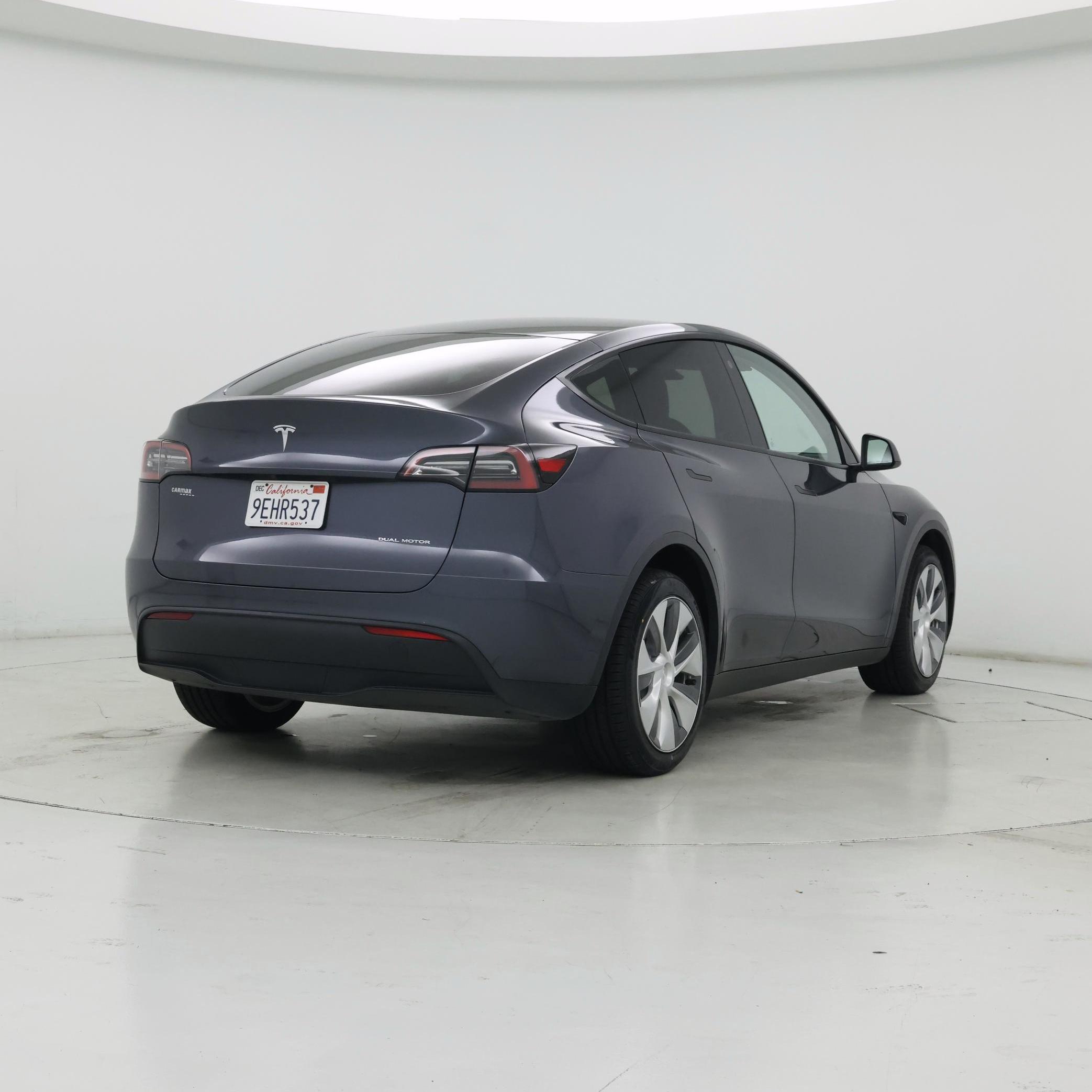 Thumbnail: 2023 Tesla Model Y - 8