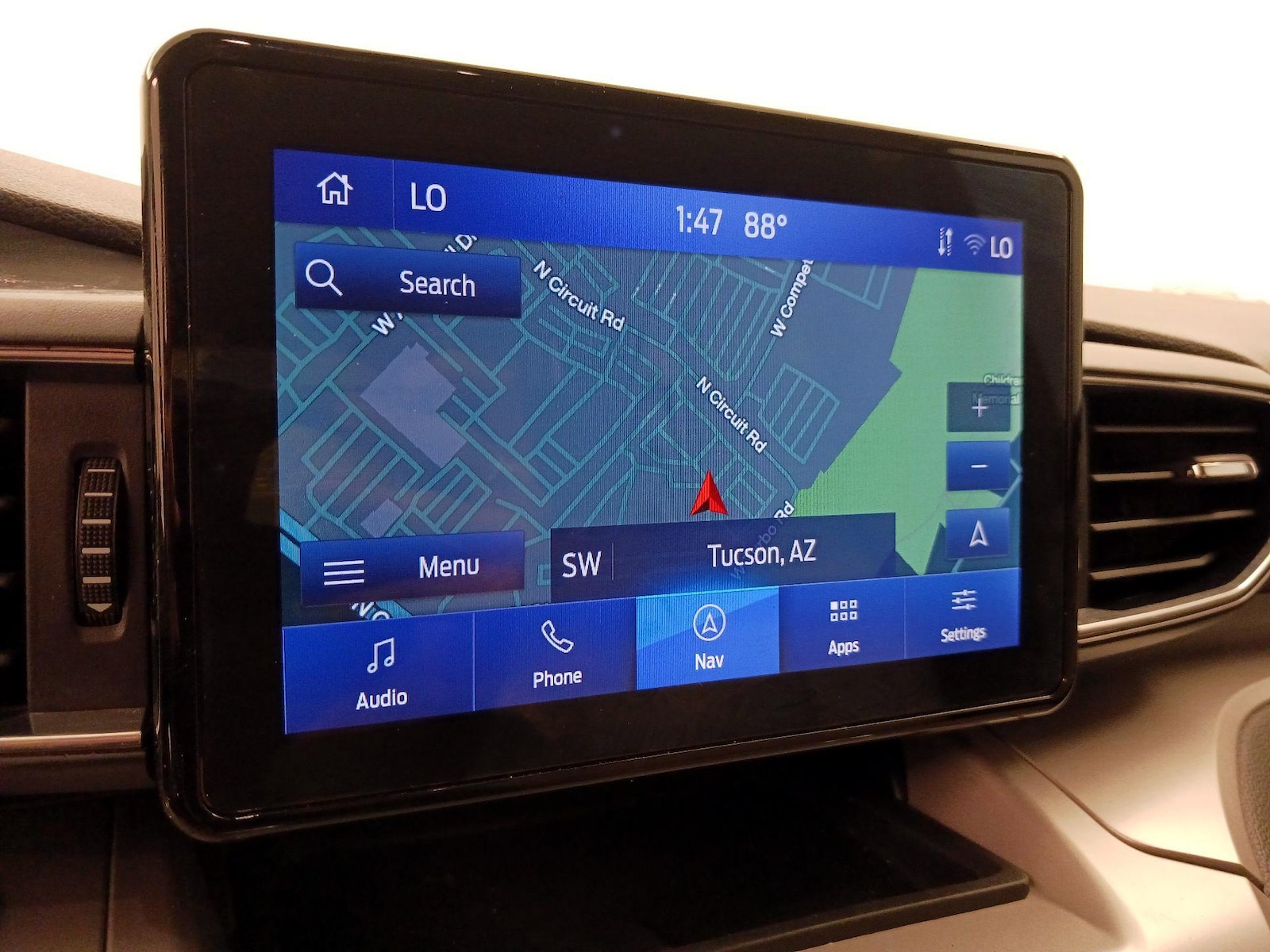 2024 Ford Explorer XLT - Photo 15