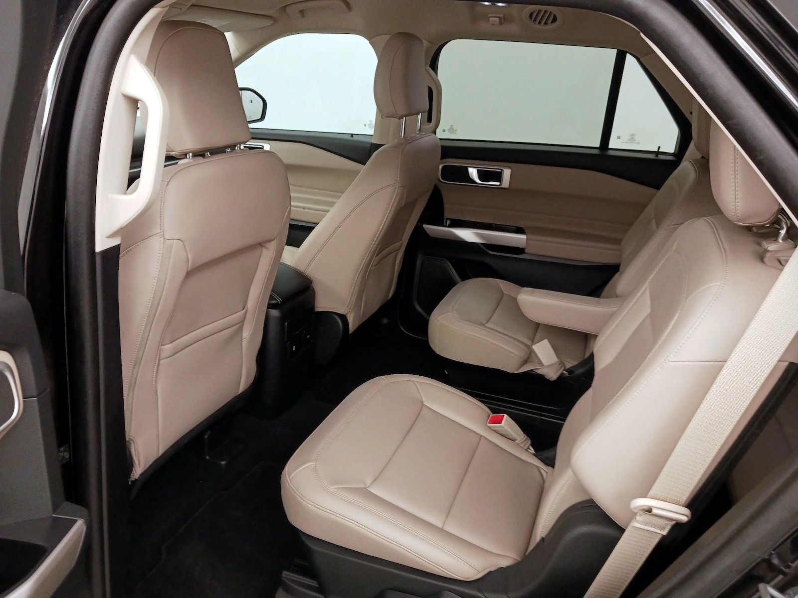 2024 Ford Explorer XLT - Photo 21