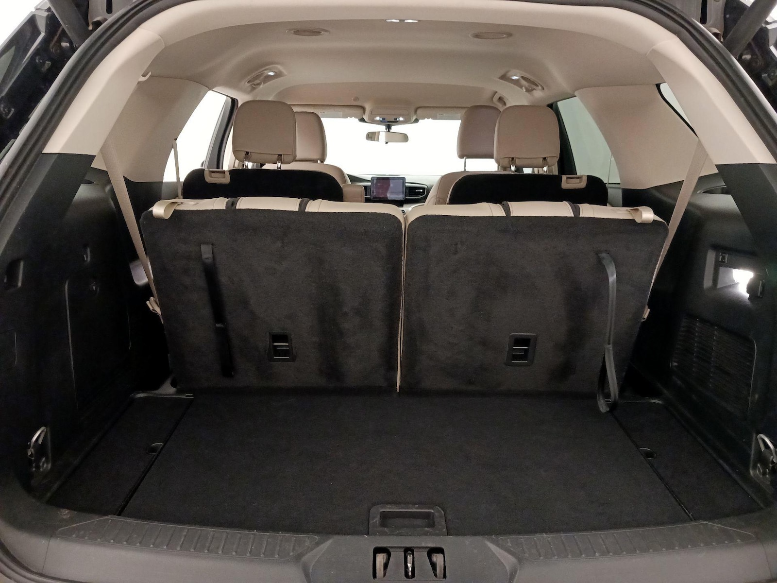 2024 Ford Explorer XLT - Photo 23