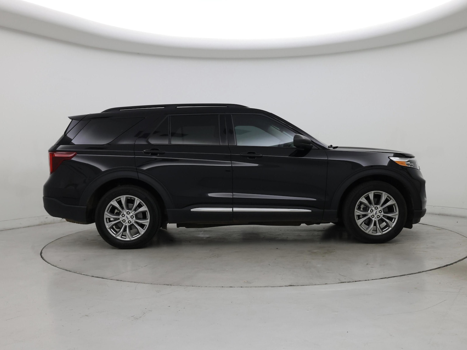 2024 Ford Explorer XLT - Photo 8