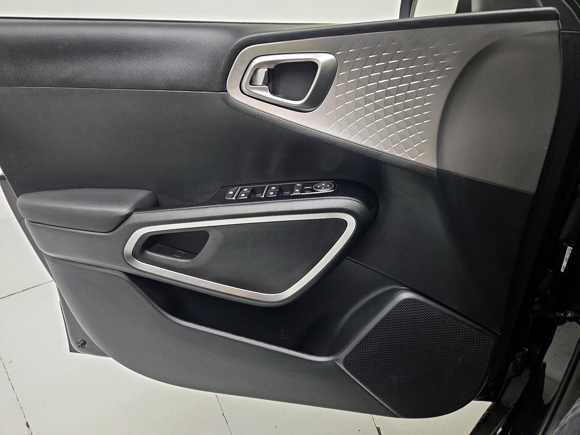 Thumbnail: 2025 Kia Soul - 12