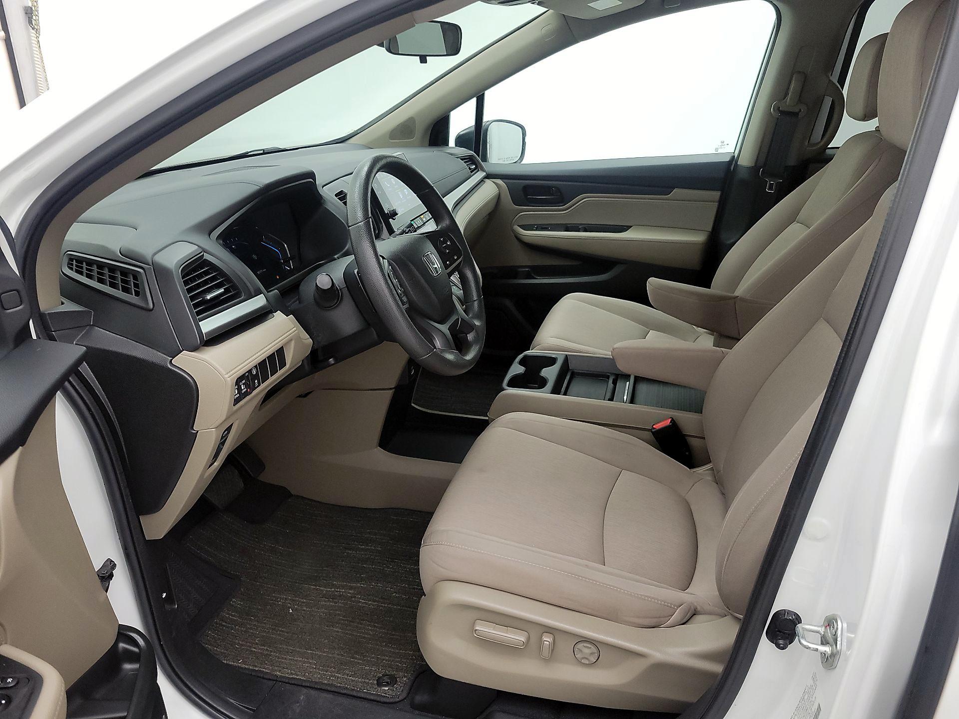 Thumbnail: 2022 Honda Odyssey - 11