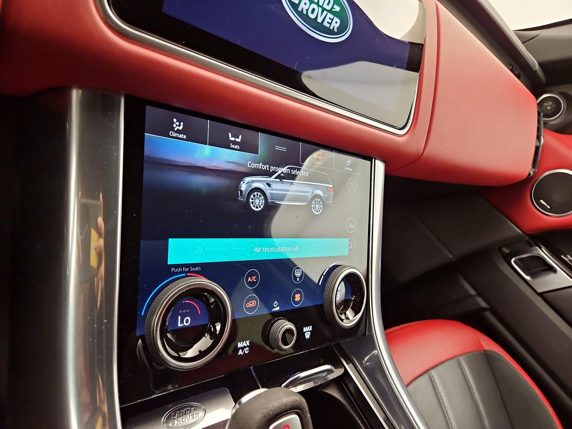 Thumbnail: 2020 Land Rover Range Rover Sport - 16