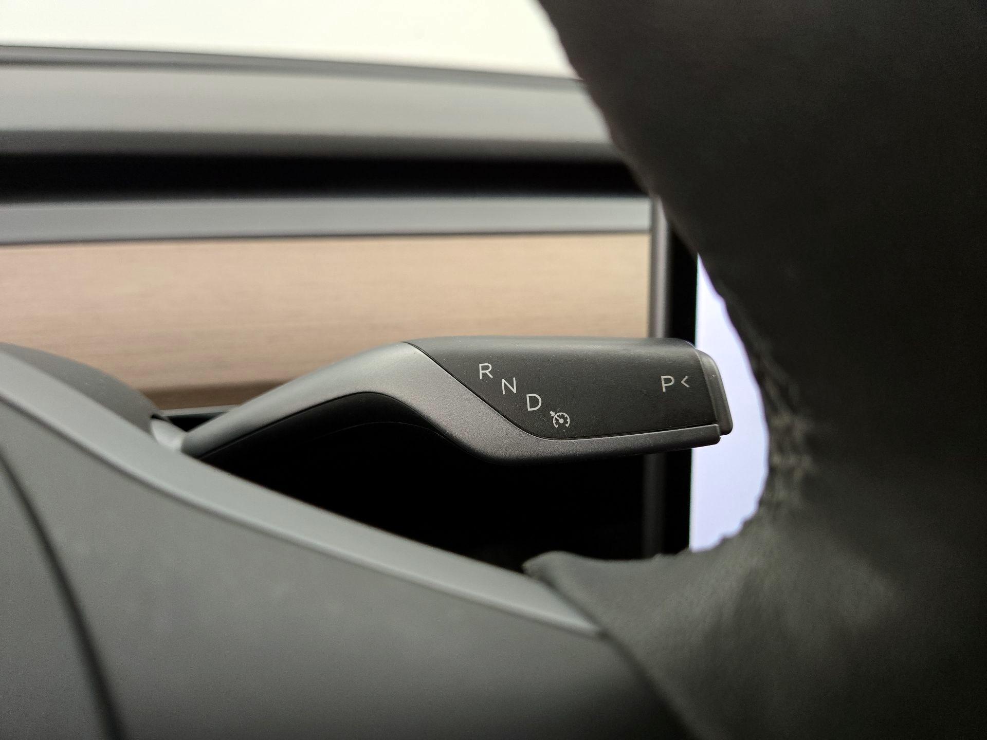 Thumbnail: 2023 Tesla Model 3 - 17