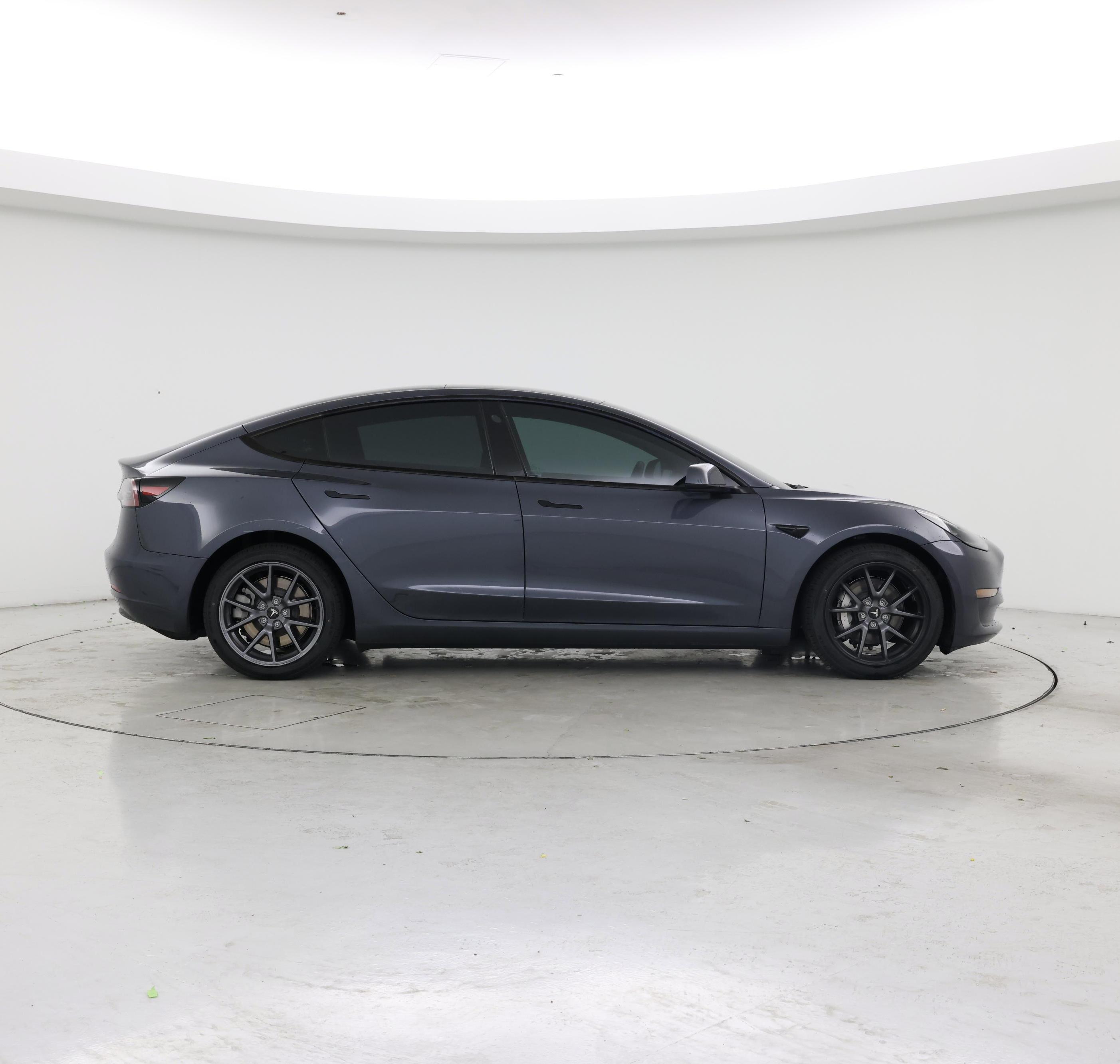 Thumbnail: 2023 Tesla Model 3 - 7