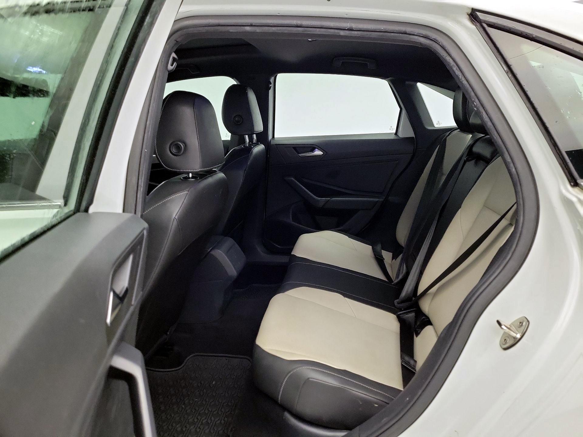 Thumbnail: 2019 Volkswagen Jetta - 20
