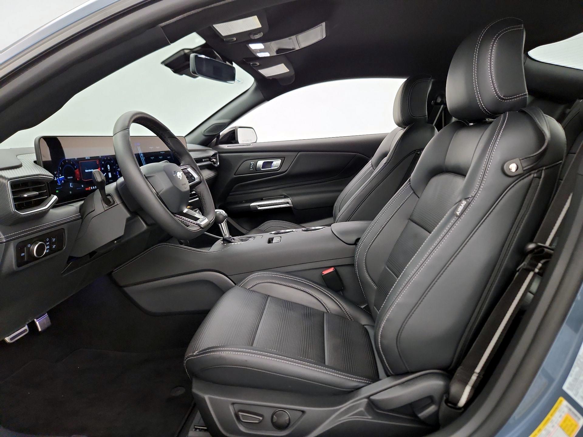 Thumbnail: 2025 Ford Mustang - 11