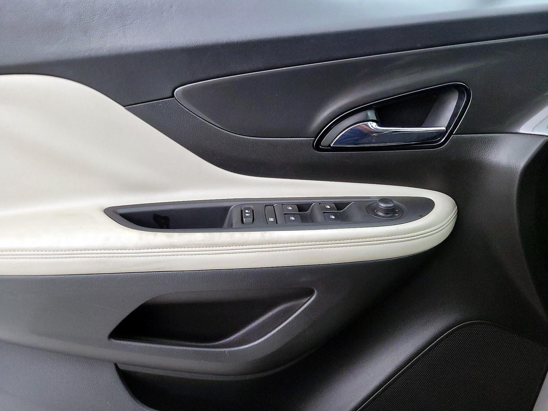 Thumbnail: 2017 Buick Encore - 12