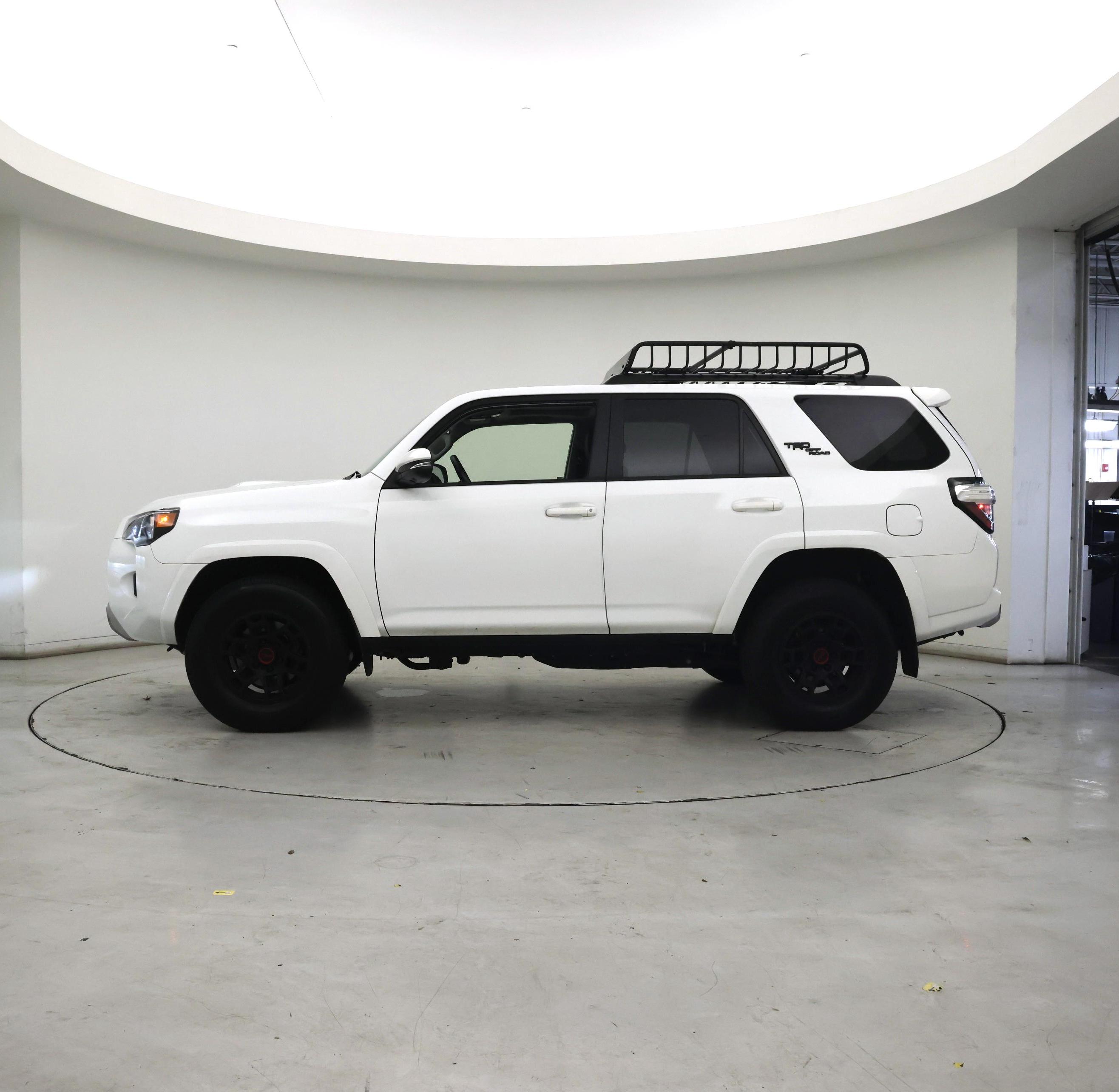 Thumbnail: 2024 Toyota 4Runner - 3
