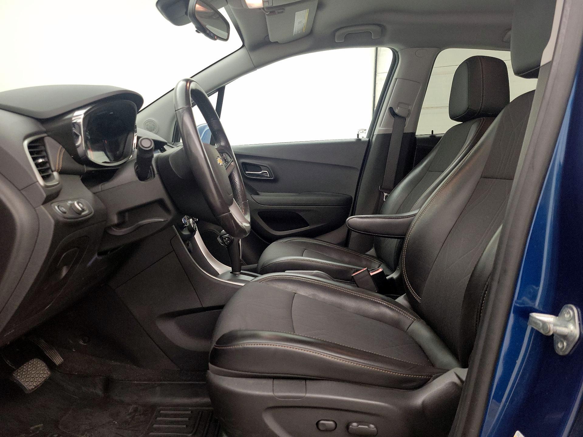 Thumbnail: 2020 Chevrolet Trax - 11