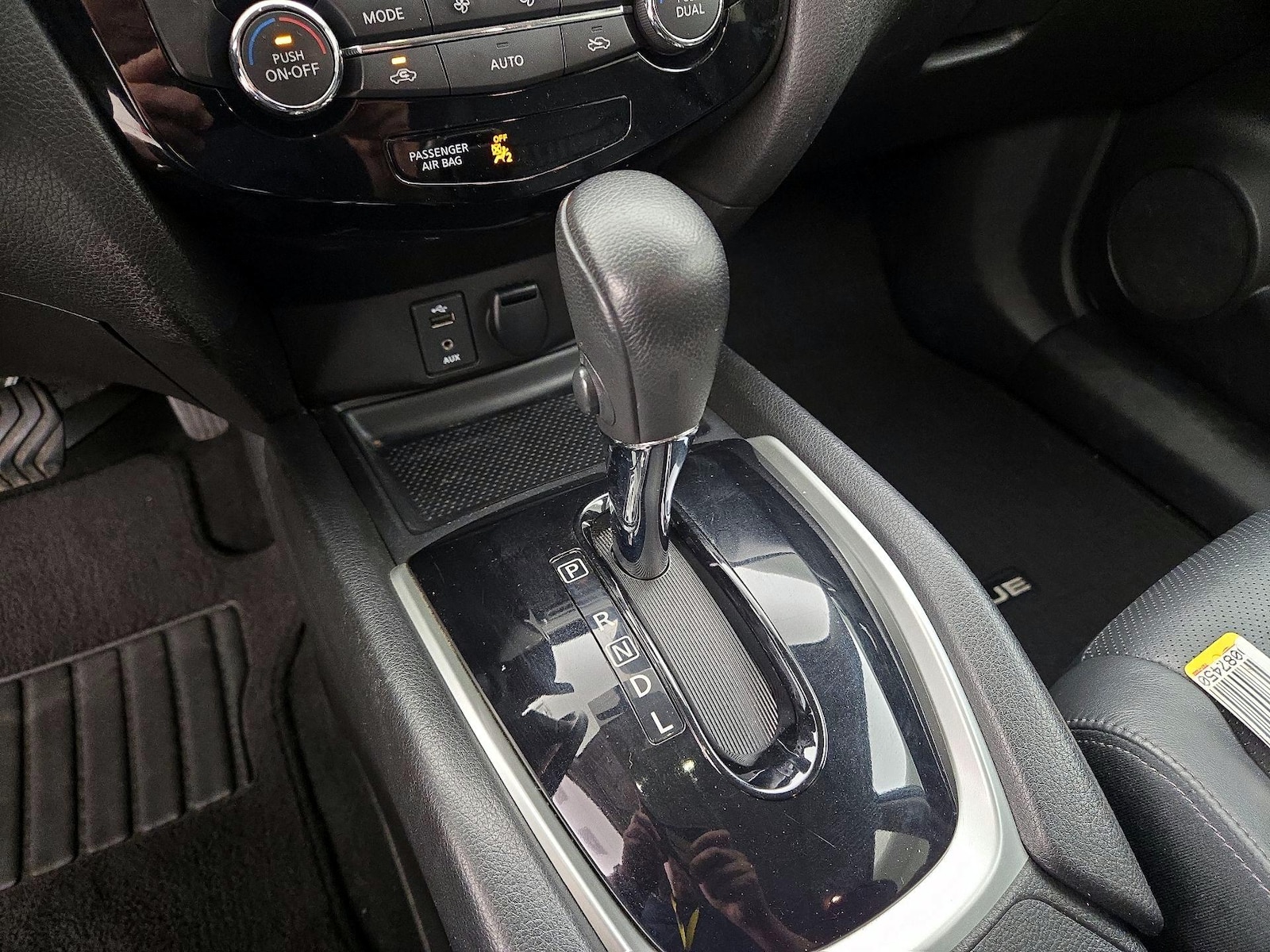 2015 Nissan Rogue SL - Photo 17