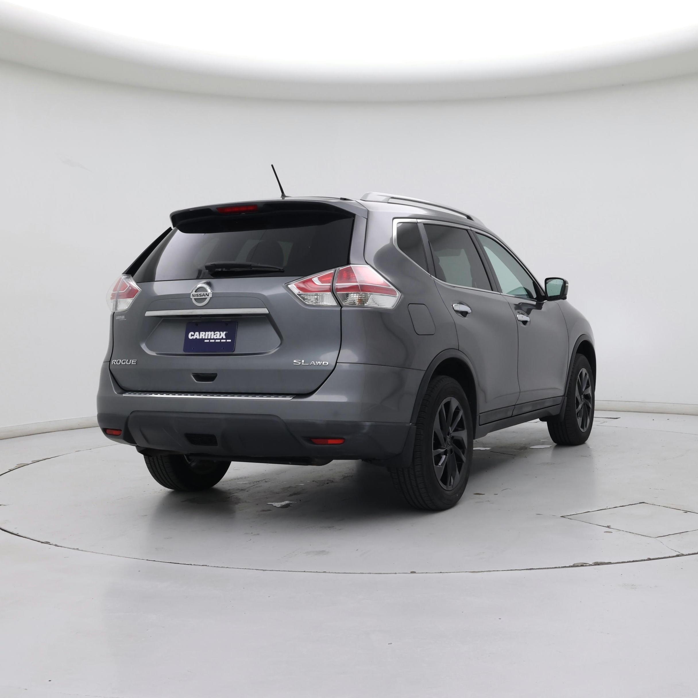 Thumbnail: 2015 Nissan Rogue - 8