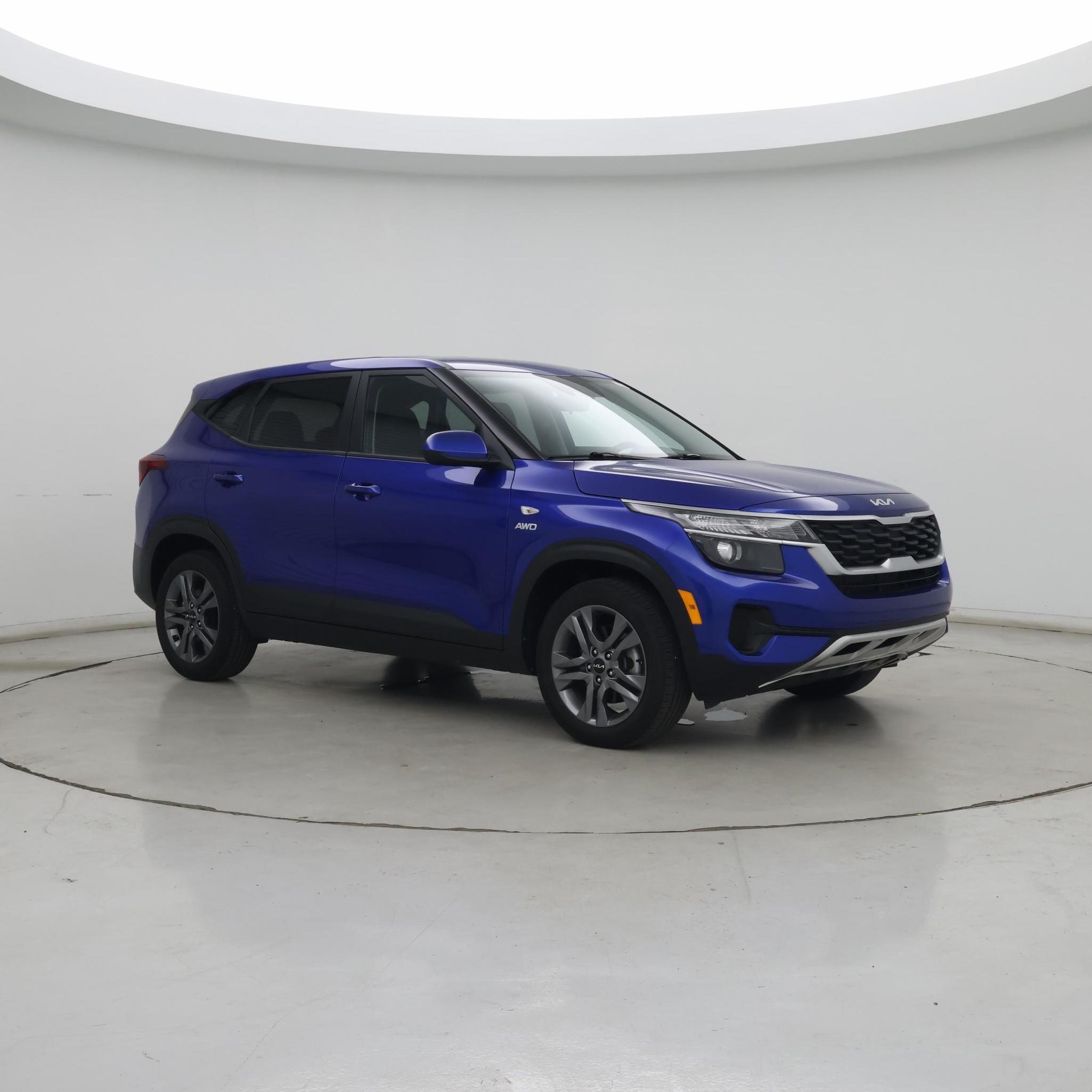 Thumbnail: 2023 Kia Seltos - 7