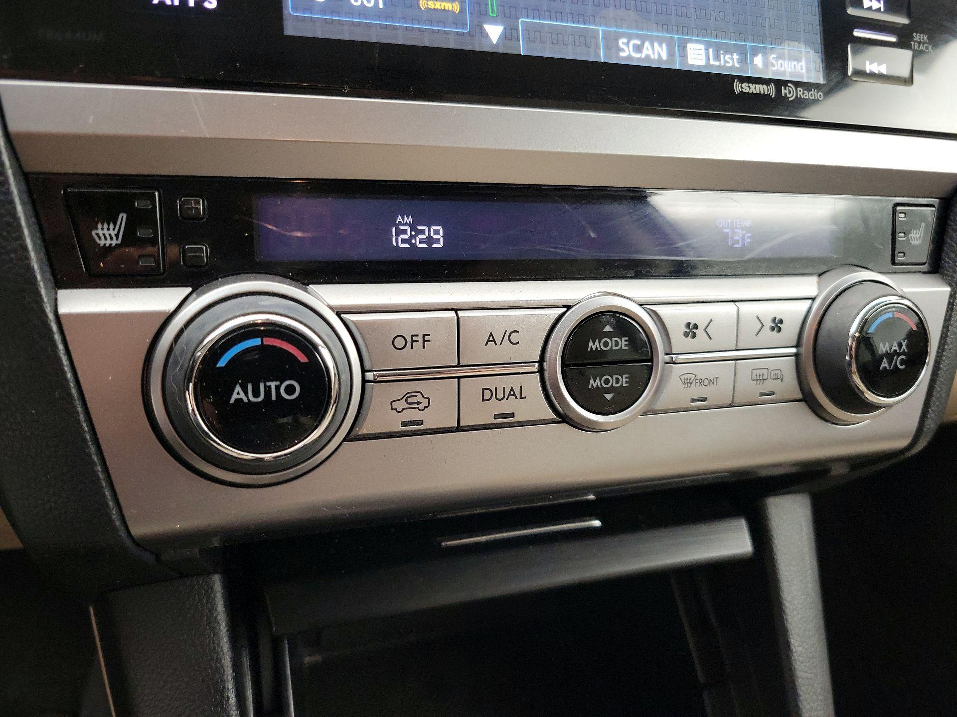 Thumbnail: 2015 Subaru Outback - 16