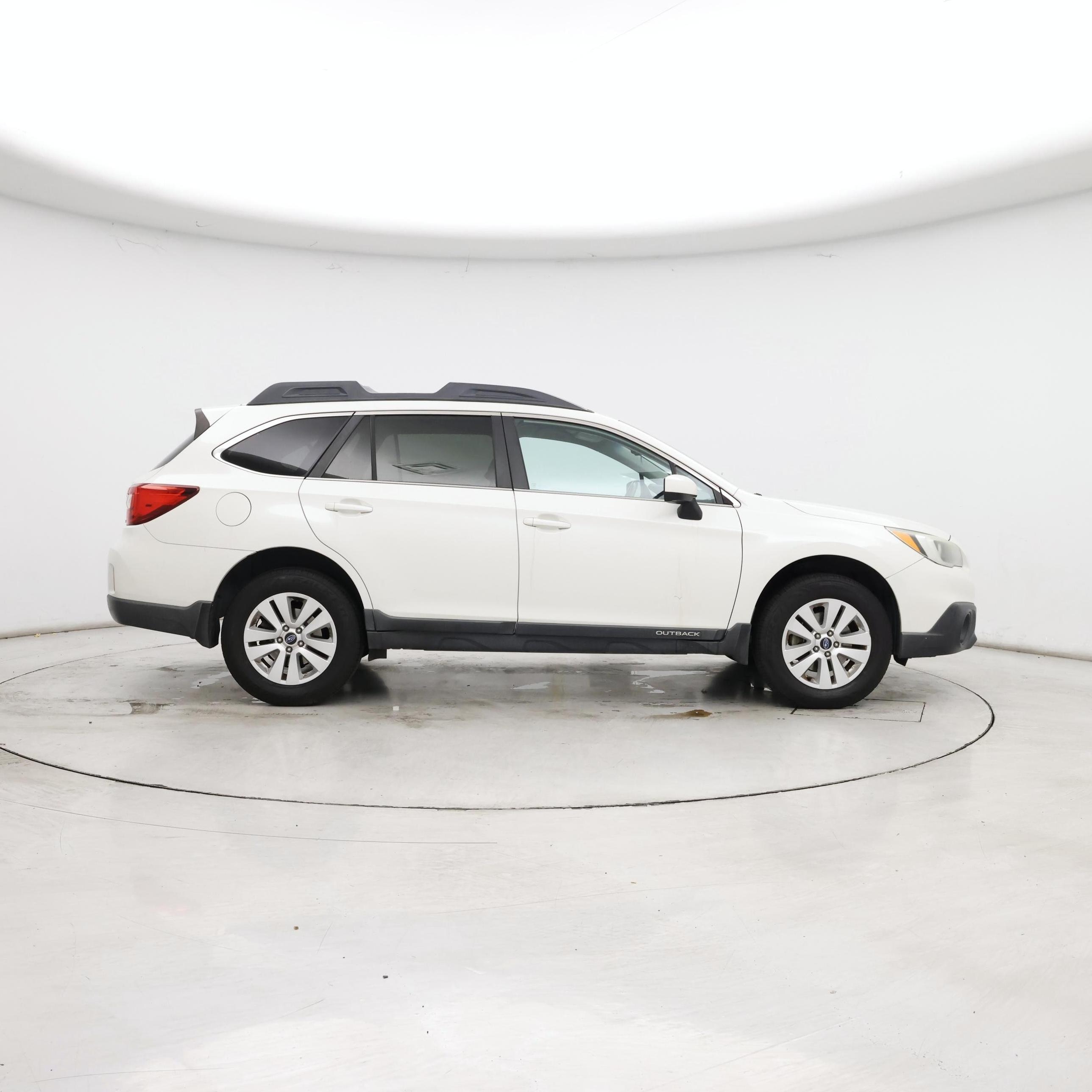 Thumbnail: 2015 Subaru Outback - 7