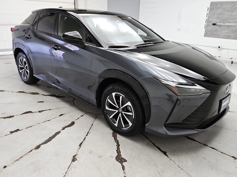 2024 Lexus RZ 450e Premium