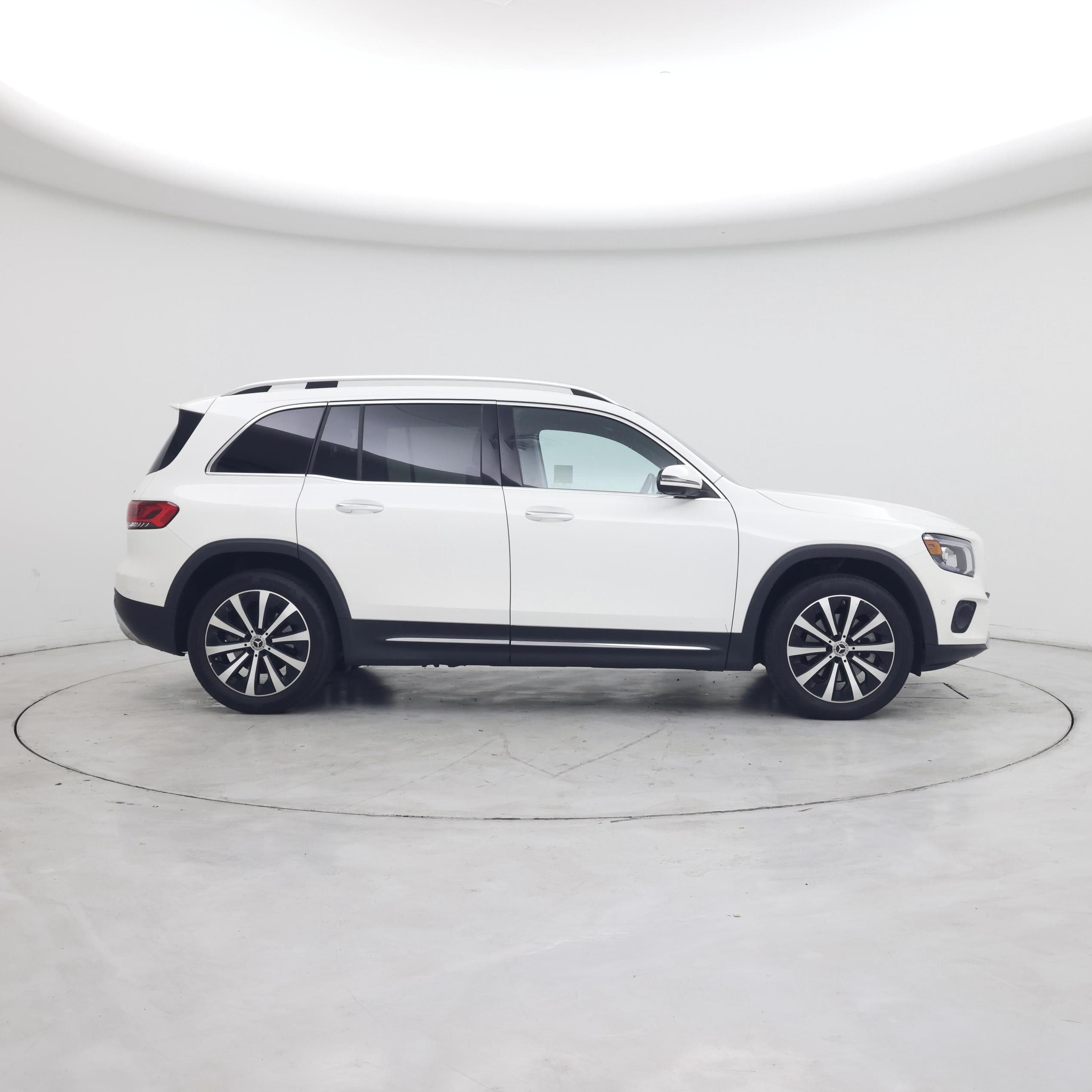 Thumbnail: 2022 Mercedes-Benz GLB - 7