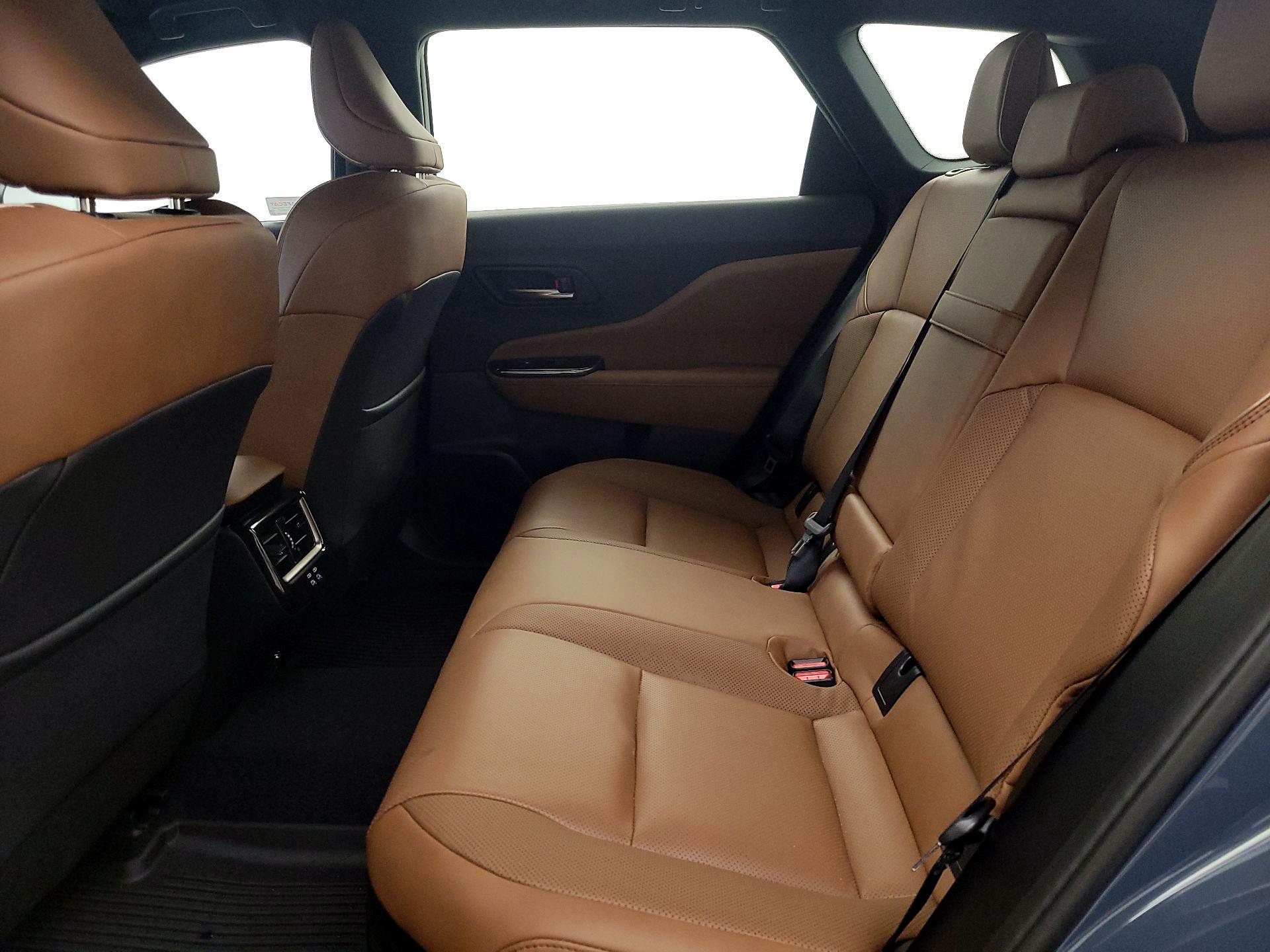 Thumbnail: 2026 Toyota Crown Signia - 20