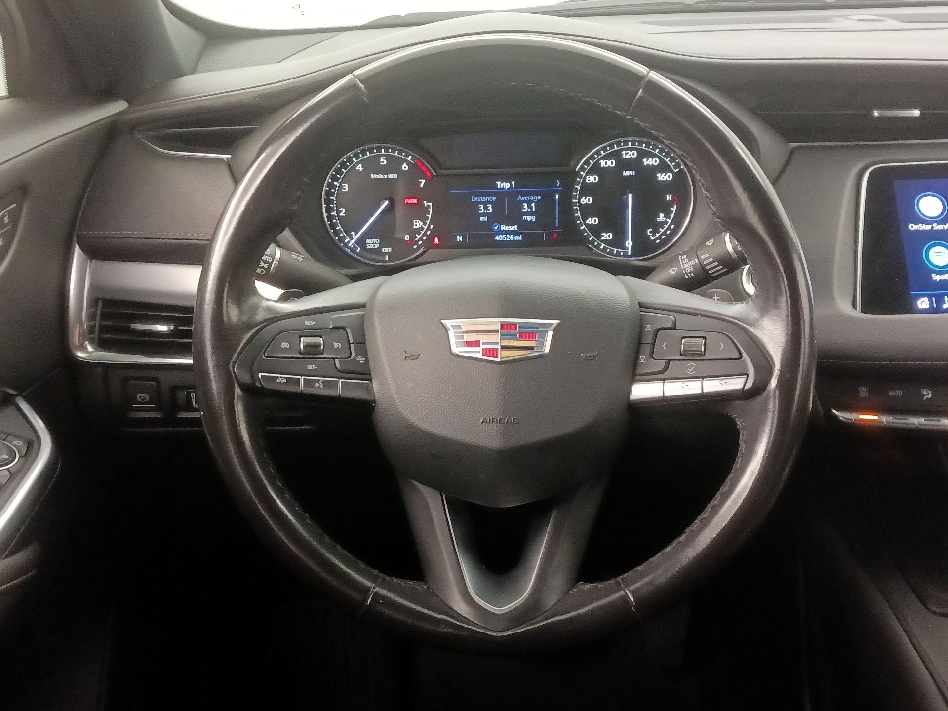 Thumbnail: 2021 Cadillac XT4 - 10